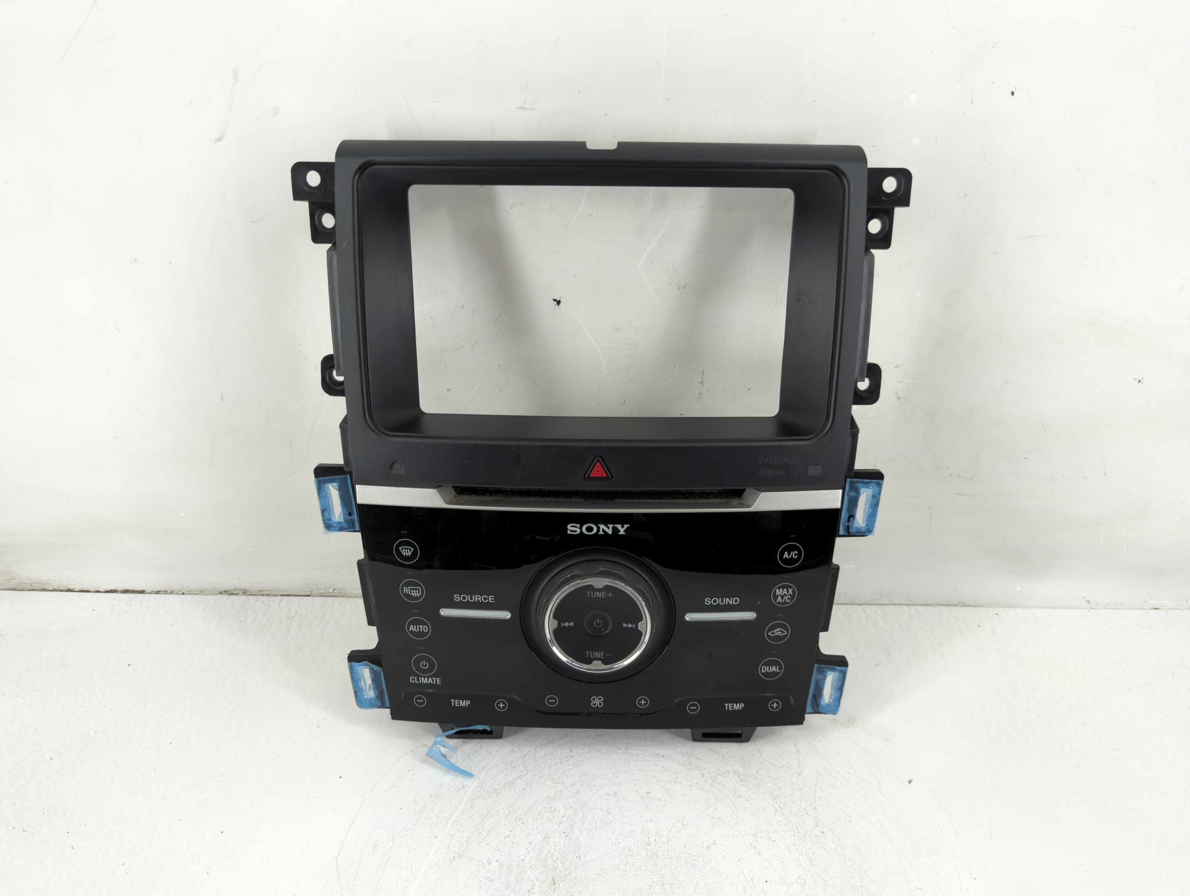 2013-2013 Ford Edge Am Fm Cd Player Radio Receiver 1105615 - Oemusedautoparts1.com