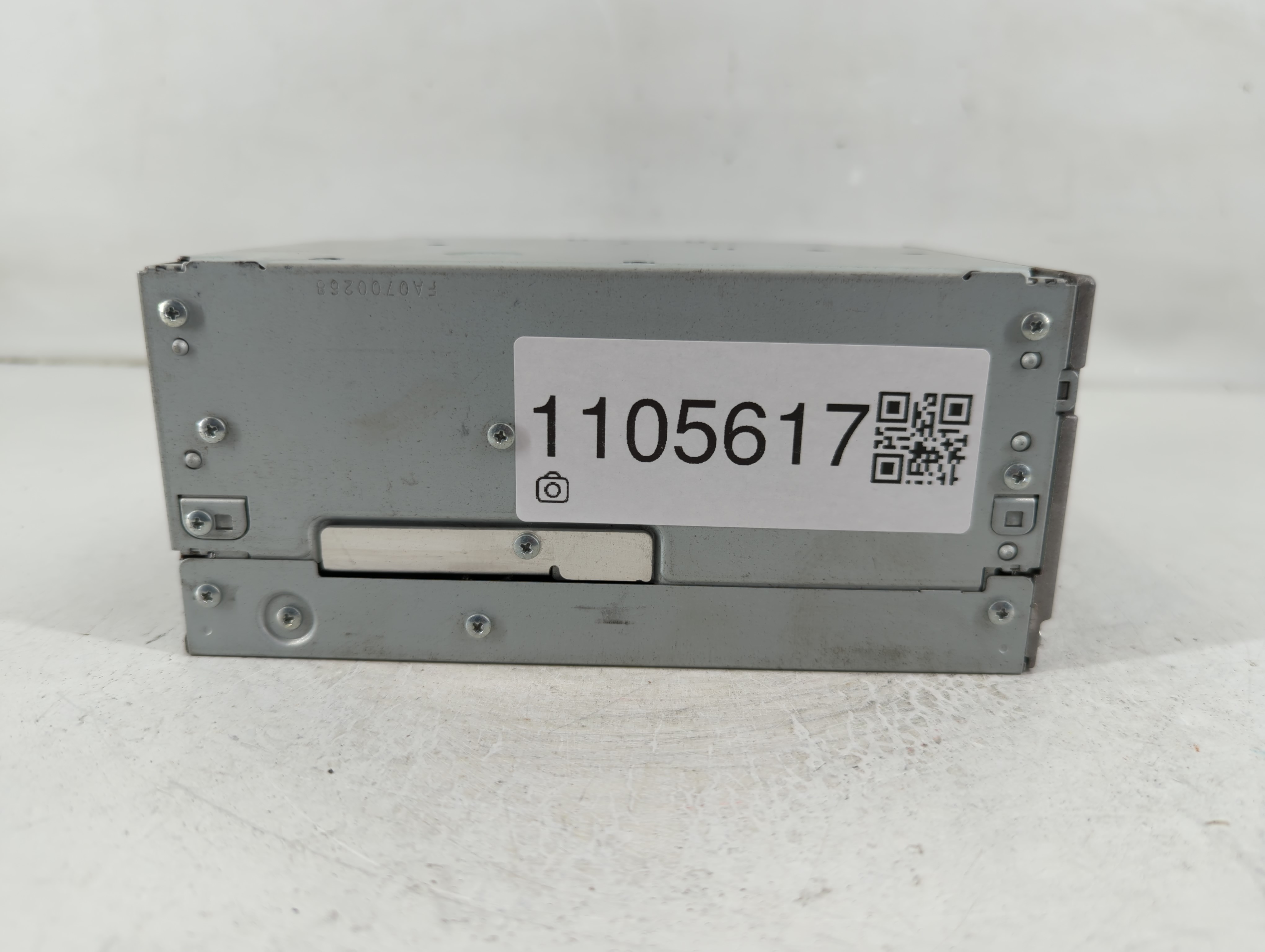 Picture of 2018-2020 Honda Accord Am Fm Cd Player Radio Receiver 1105617