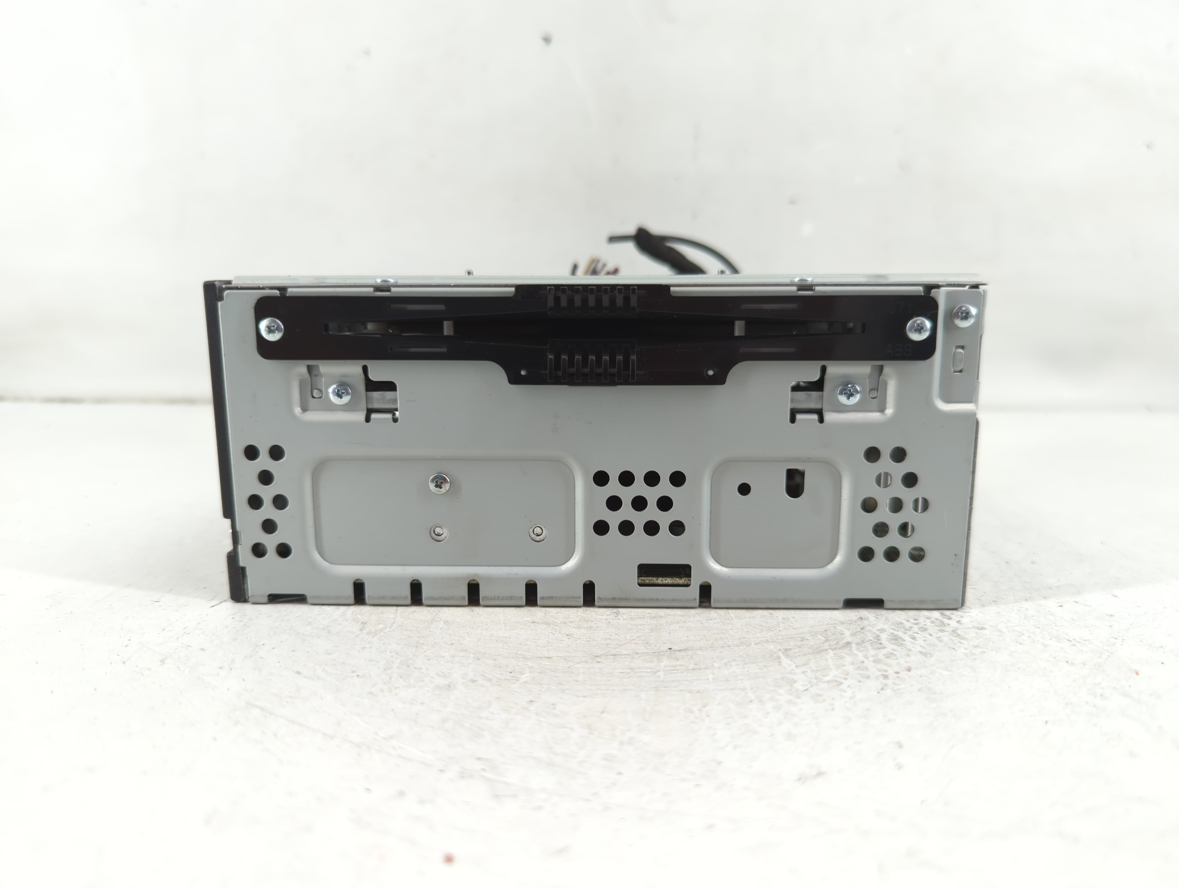 Picture of 2013-2015 Ford Escape Am Fm Cd Player Radio Receiver 1105622