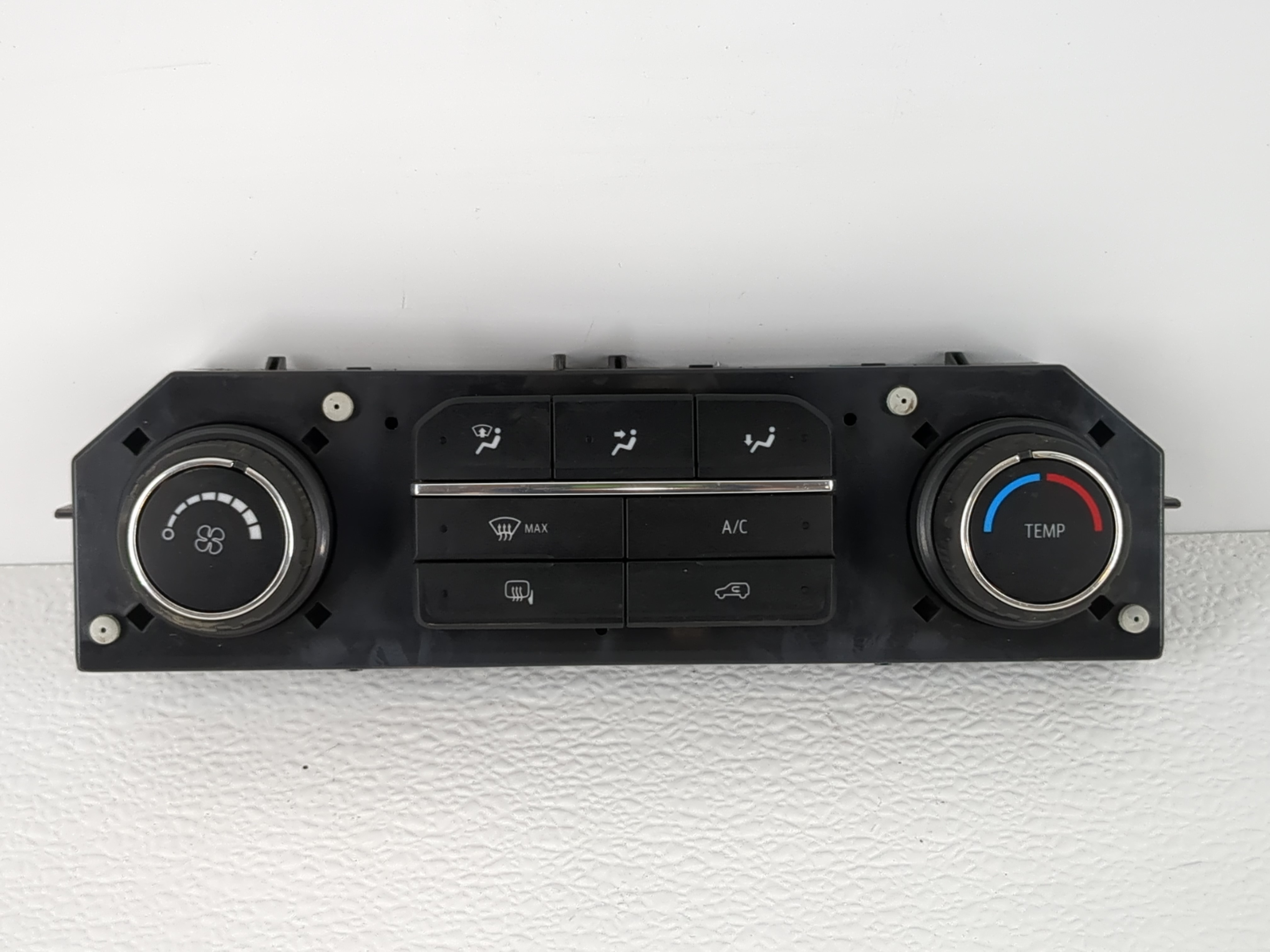 2019-2022 Chevrolet Silverado 1500 Ac Heater Climate Control 84542733 1105635 - Oemusedautoparts1.com