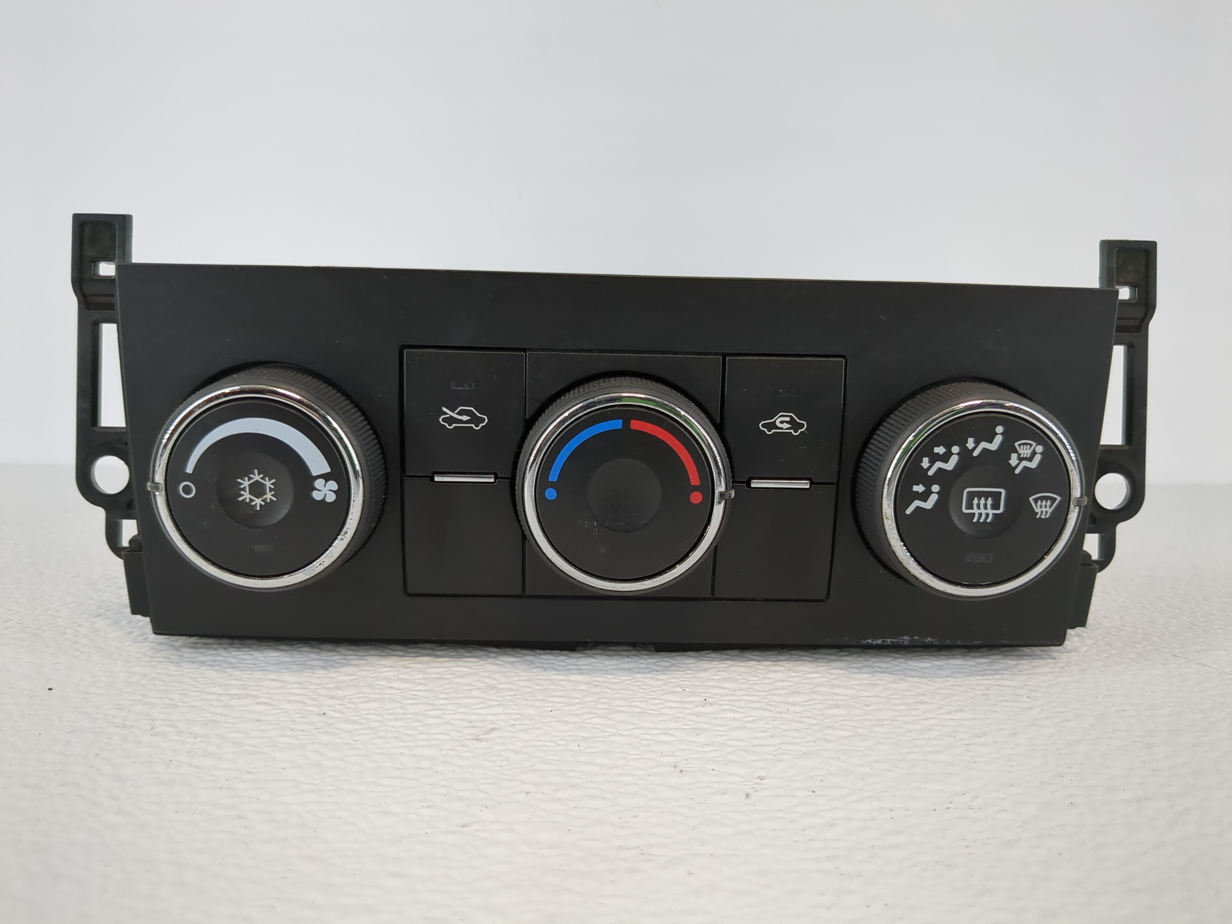 2010-2011 Chevrolet Silverado 1500 Ac Heater Climate Control 20887811 1105644 - Oemusedautoparts1.com