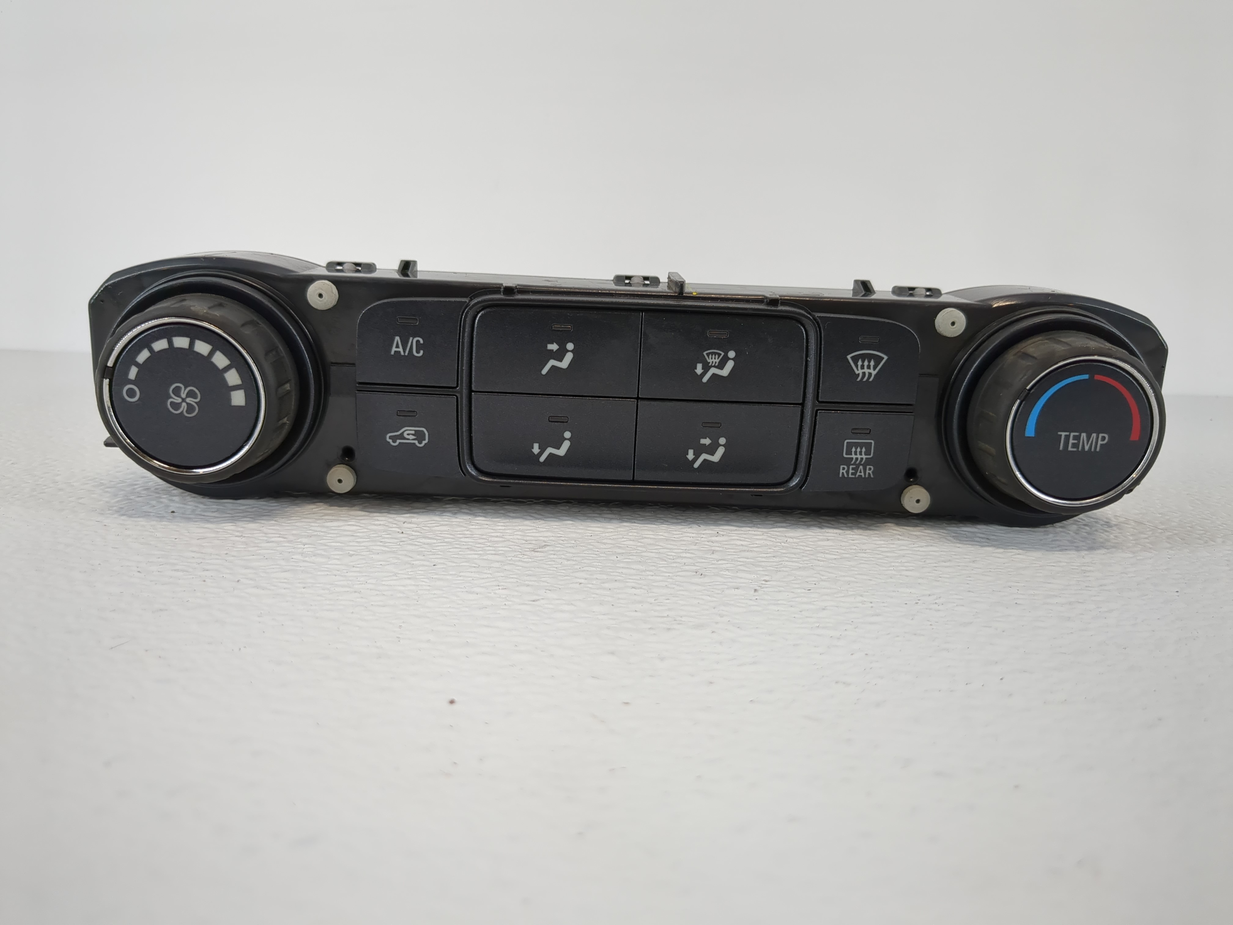 Picture of 2015-2022 Chevrolet Colorado Ac Heater Climate Control 84164472 1105646