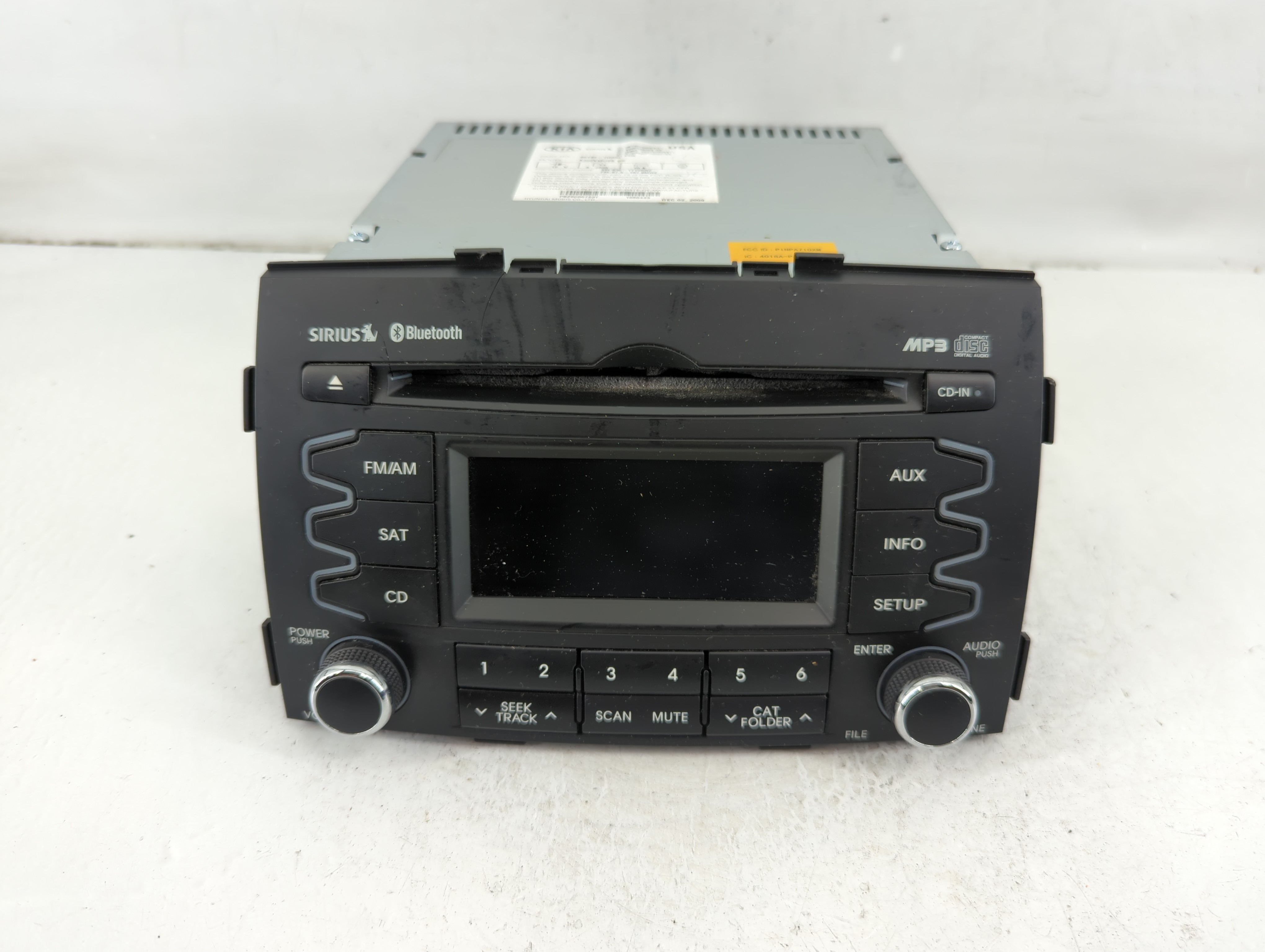 Picture of 2011-2013 Kia Sorento Am Fm Cd Player Radio Receiver 1105672