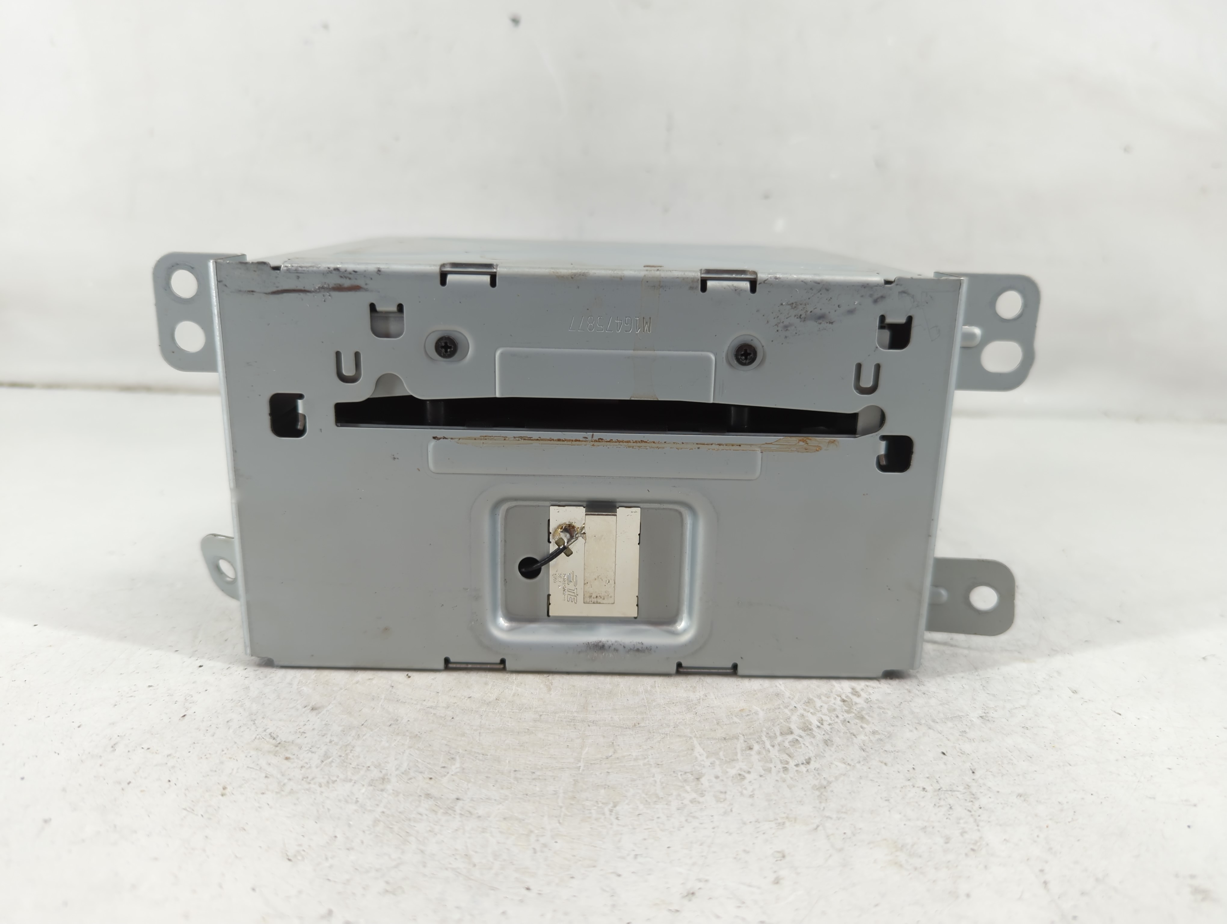 Picture of 2014-2016 Chevrolet Malibu Am Fm Cd Player Radio Receiver 1105675