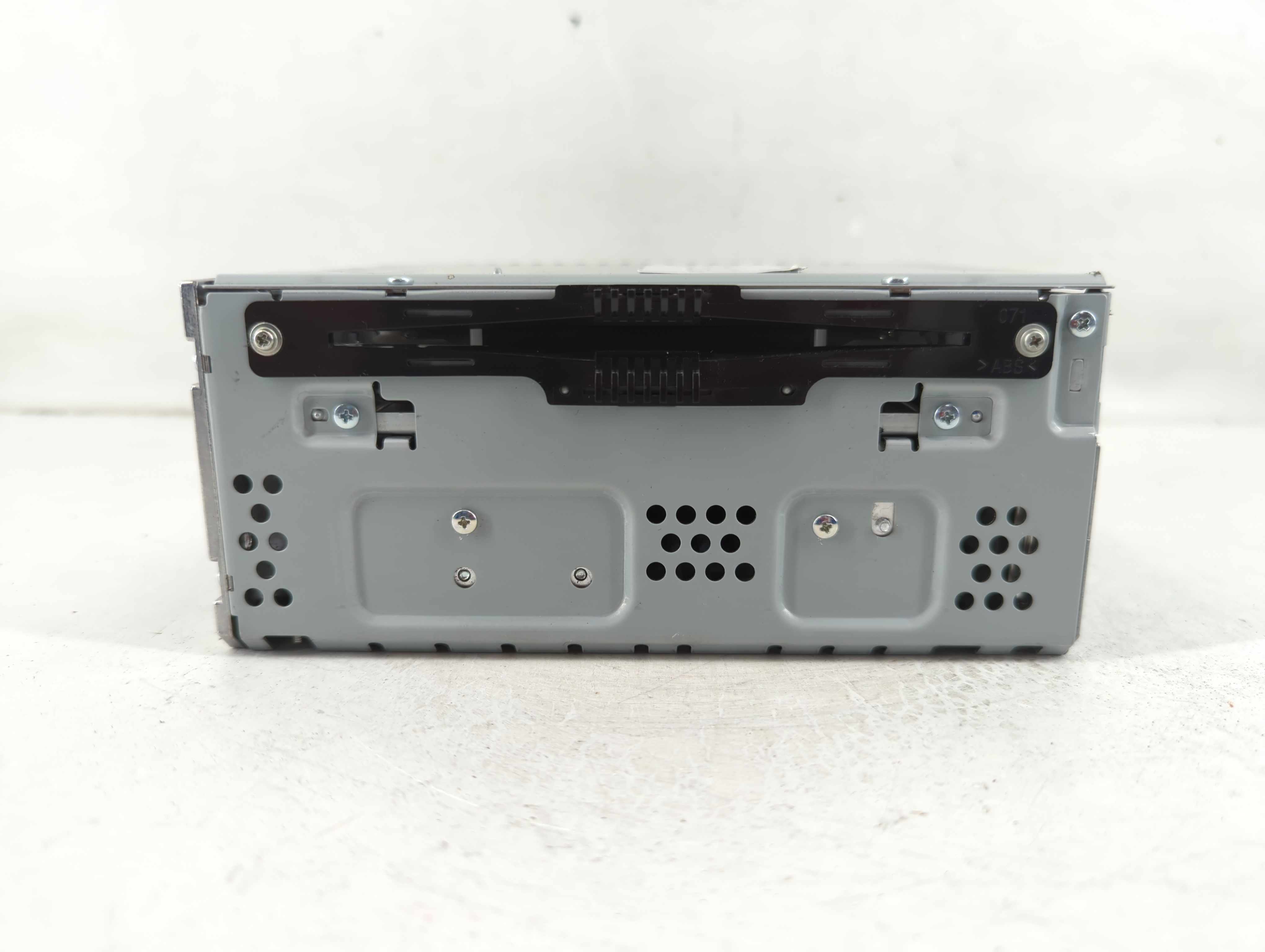 Picture of 2017-2018 Ford Edge Am Fm Cd Player Radio Receiver 1105752