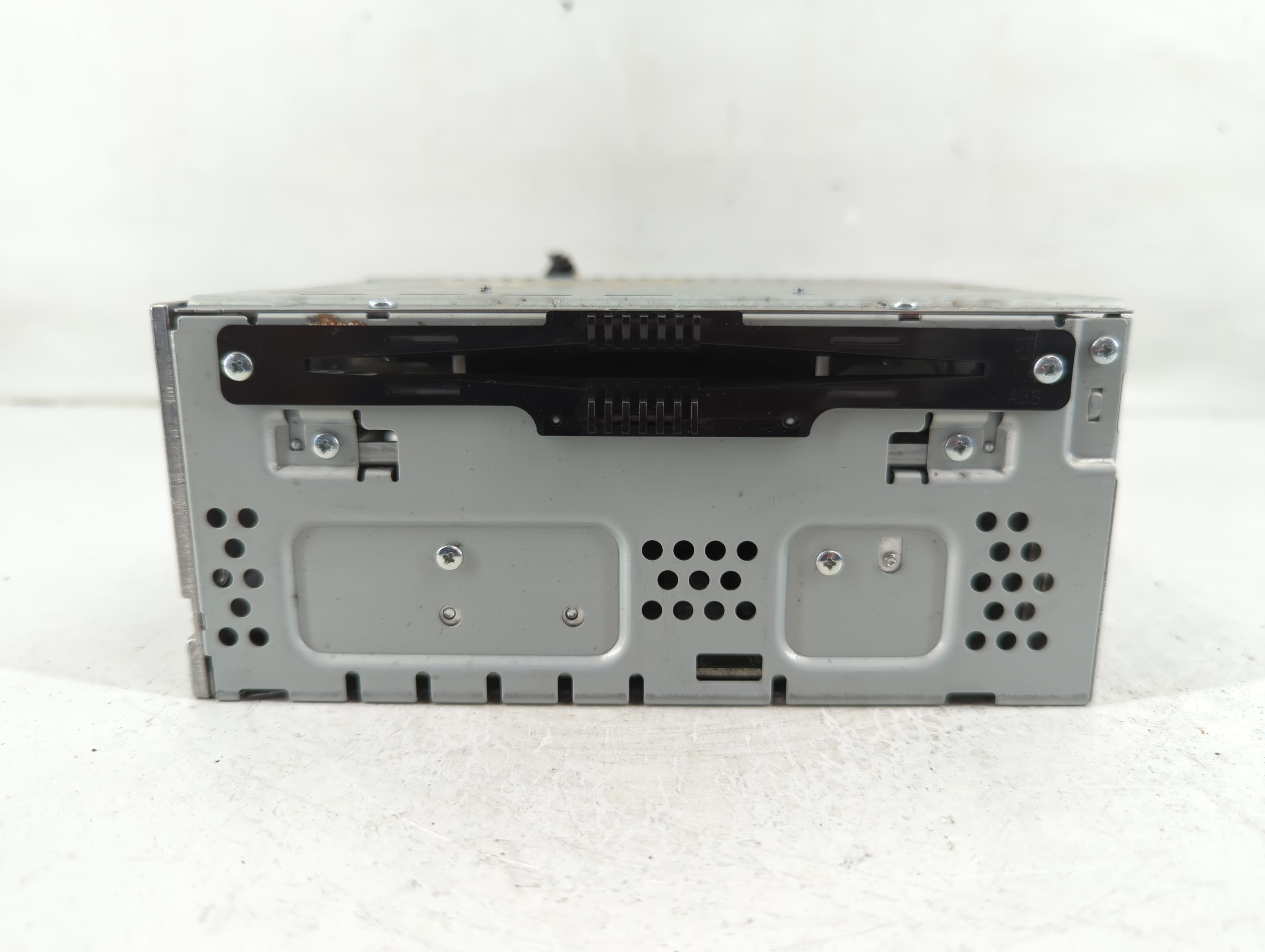 2015-2016 Ford Fusion Am Fm Cd Player Radio Receiver 1105801 - Oemusedautoparts1.com
