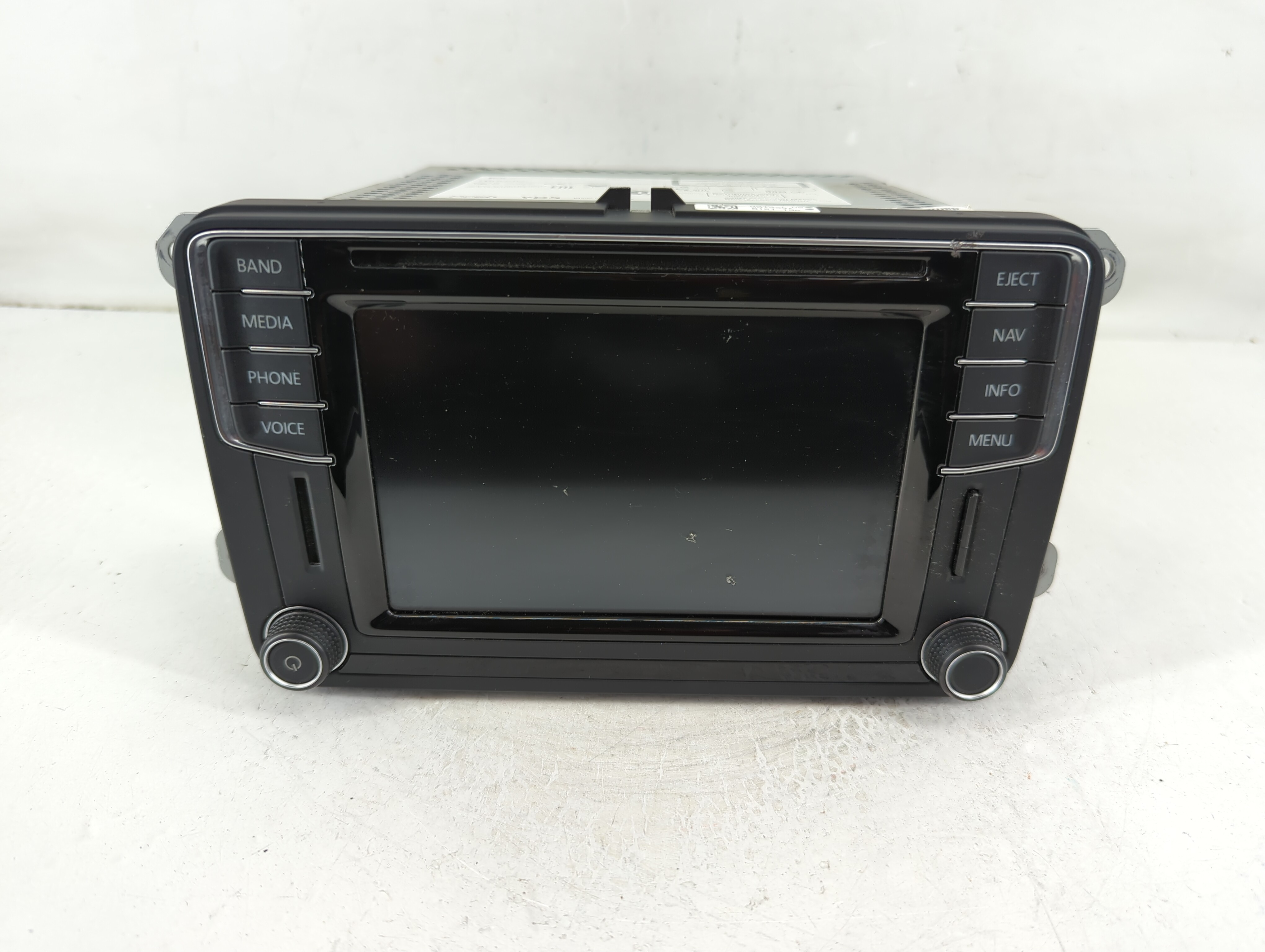 2014-2017 Volkswagen Jetta Am Fm Cd Player Radio Receiver 1105804 - Oemusedautoparts1.com