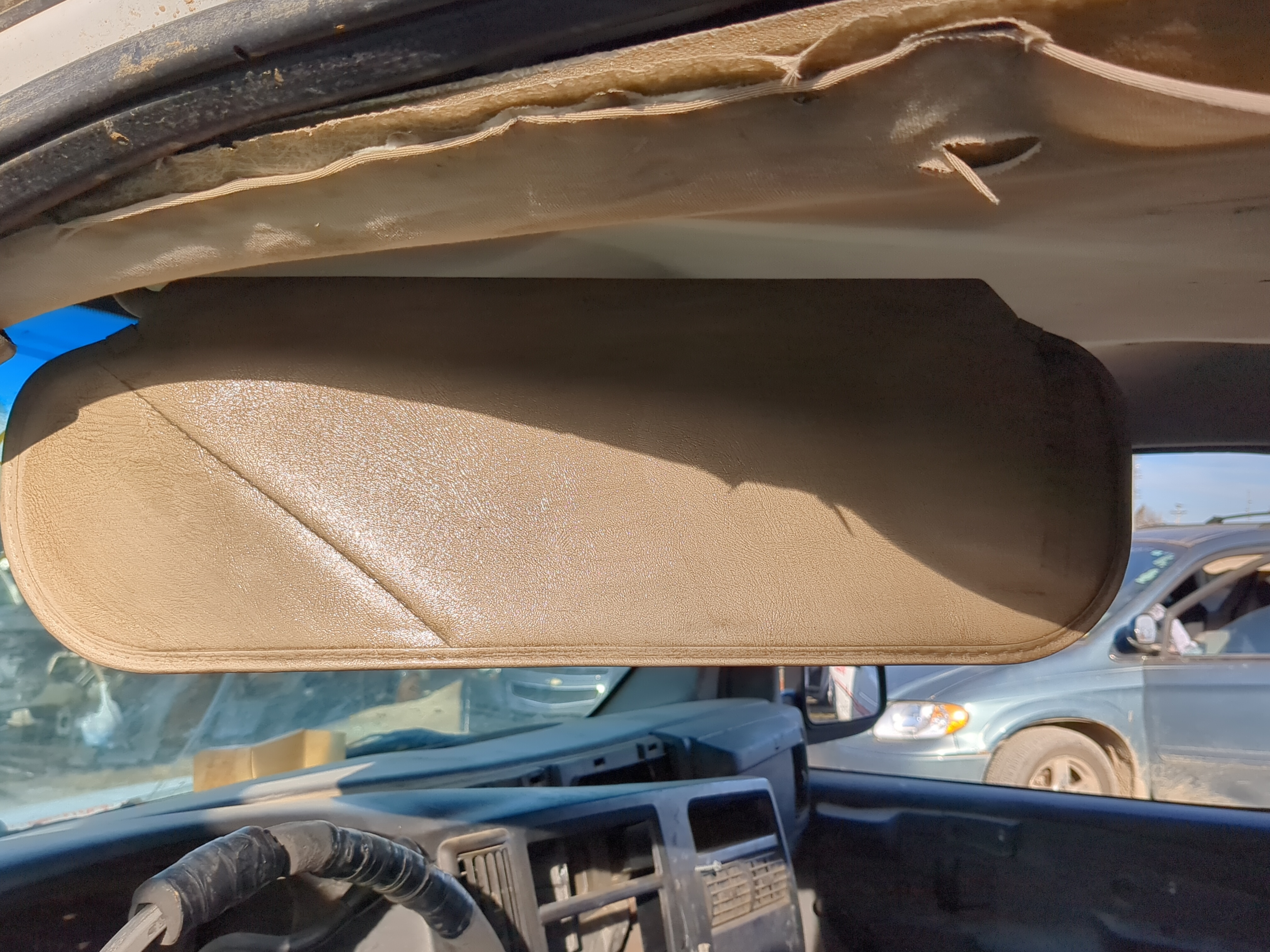 2003-2019 Gmc Savana 2500 Driver Sun Visor Mirror Left Sunvisor 1105915 - Oemusedautoparts1.com