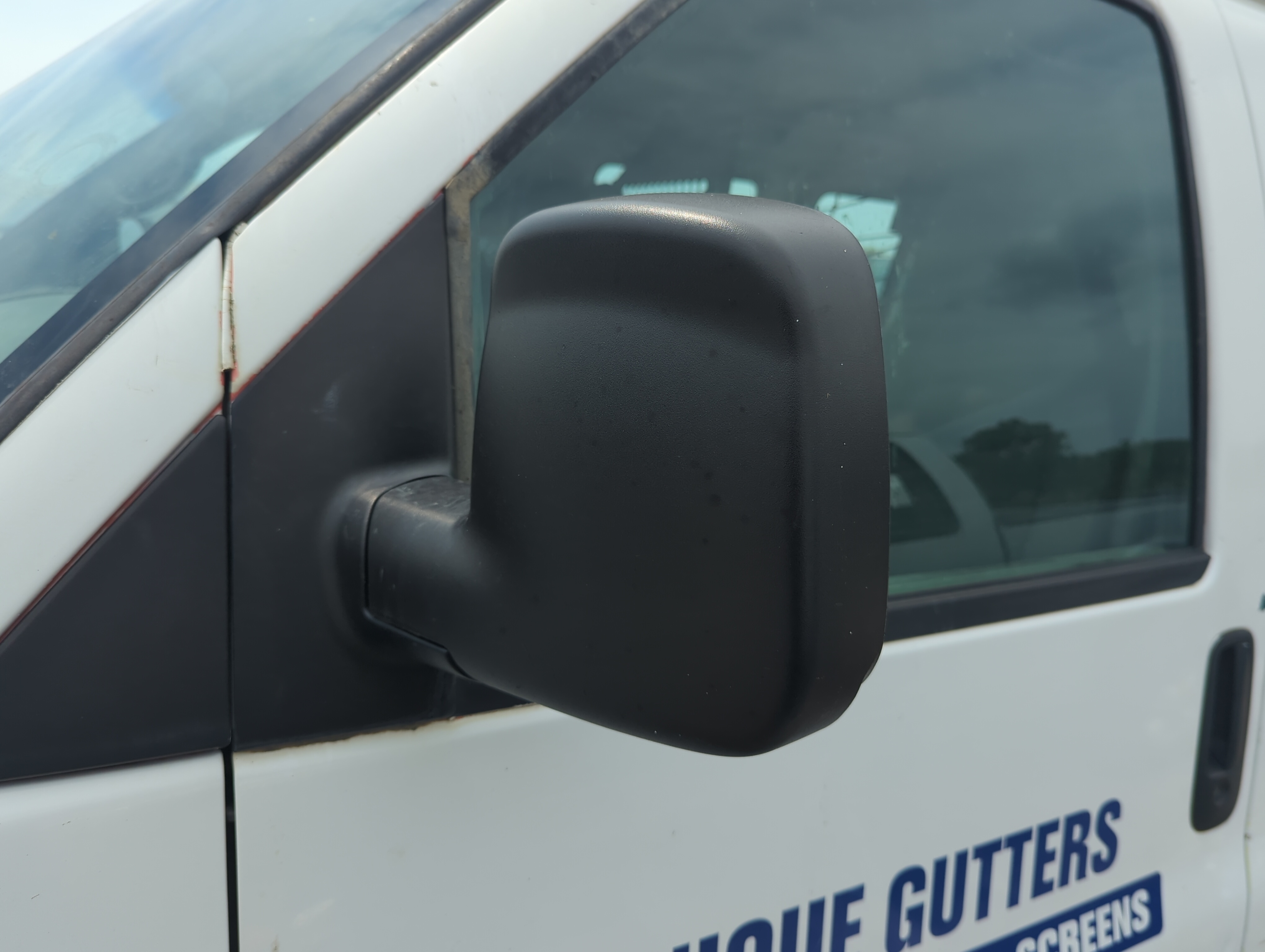 2003-2019 Gmc Savana 2500 Driver Left Side View Power Door Mirror Black 1105931 - Oemusedautoparts1.com