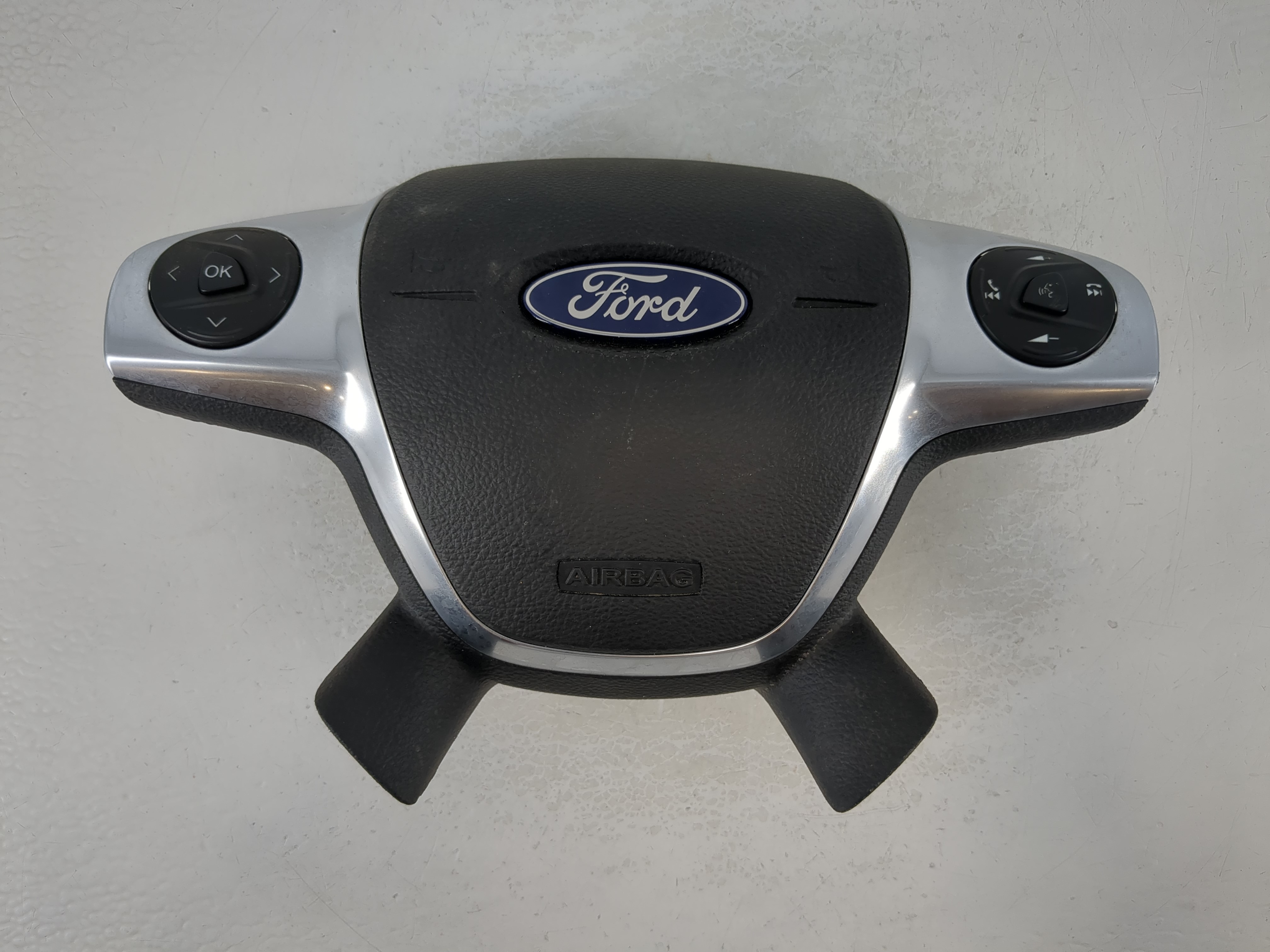 Picture of 2015-2016 Ford Escape Air Bag Driver Left Steering Wheel Mounted 1106131