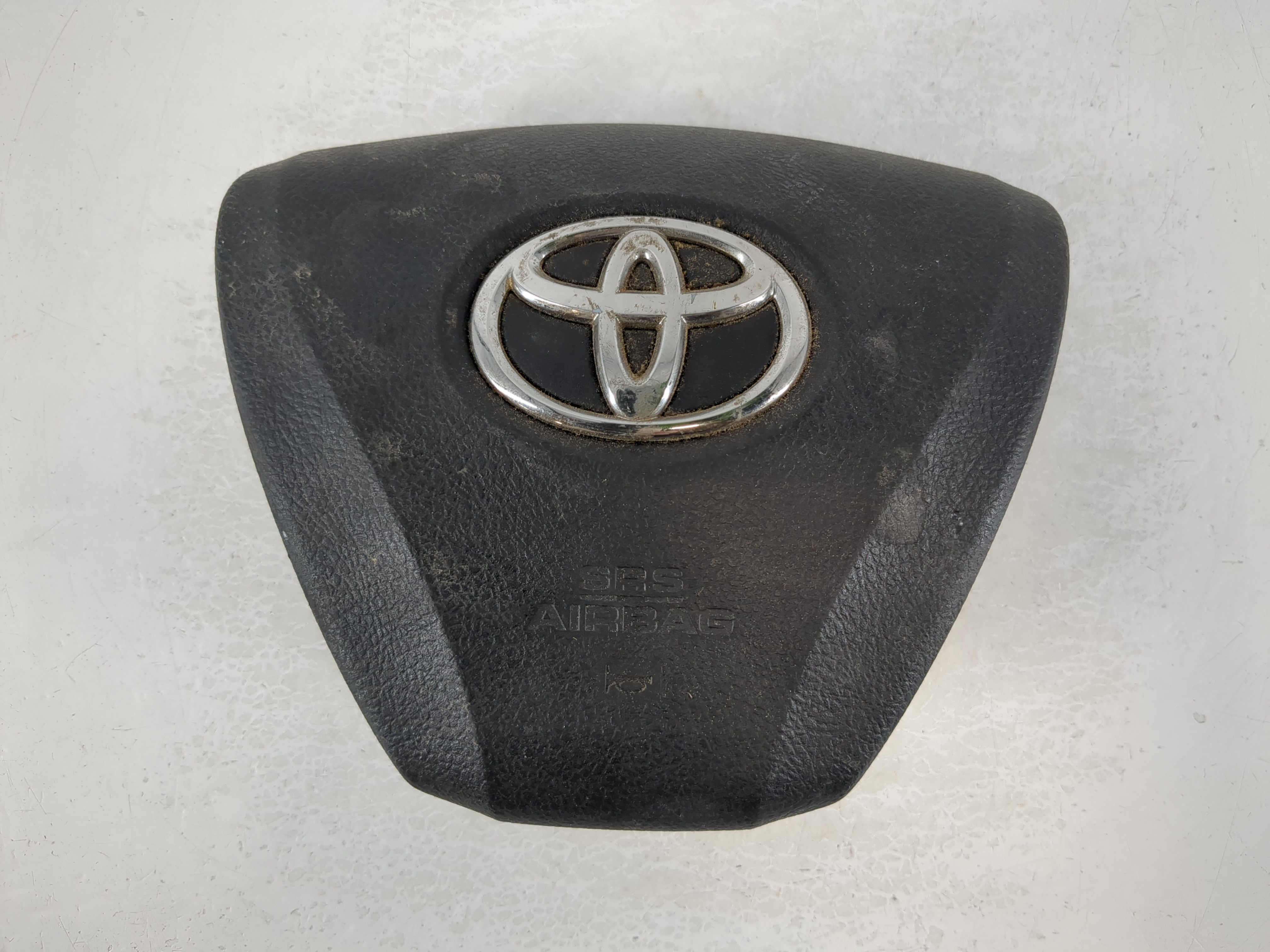 2015-2017 Toyota Camry Air Bag Driver Left Steering Wheel Mounted 1106137 - Oemusedautoparts1.com