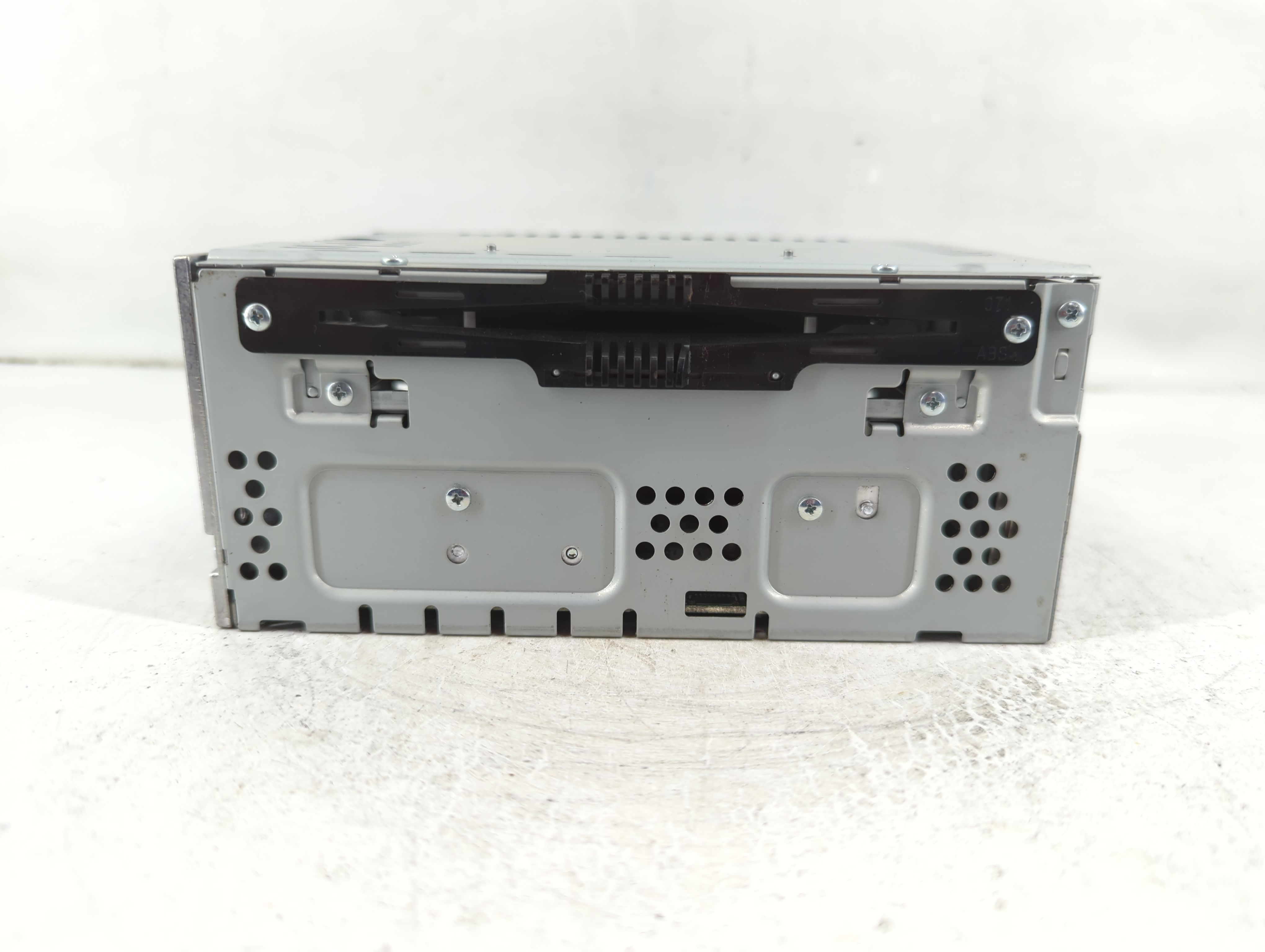 2013-2015 Ford Escape Am Fm Cd Player Radio Receiver 1106144 - Oemusedautoparts1.com