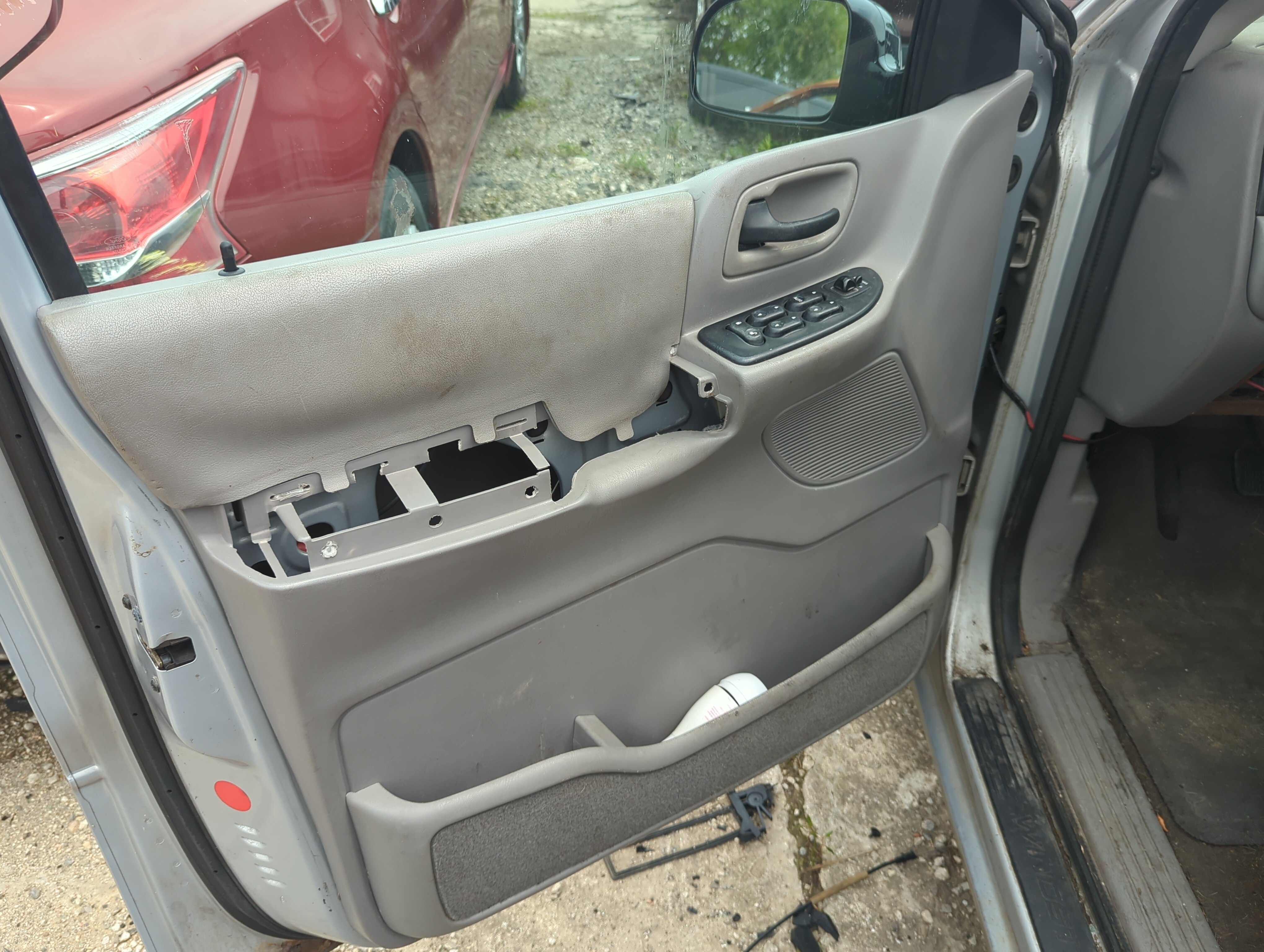 Picture of 2003 Ford Windstar Front Left Driver Interior Door Panel Trim 1106261