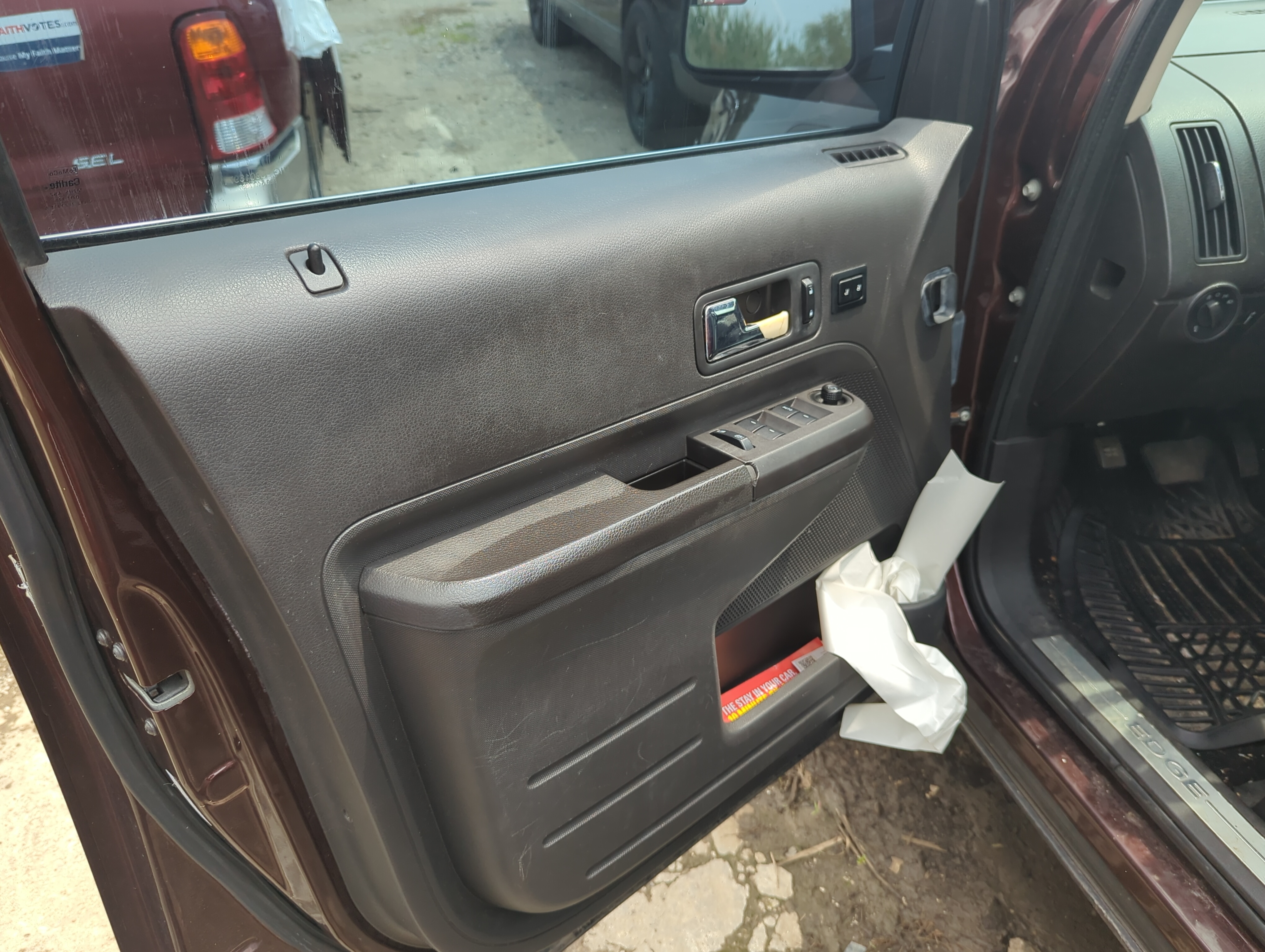 Picture of 2009 Ford Edge Front Left Driver Interior Door Panel Trim 1106441