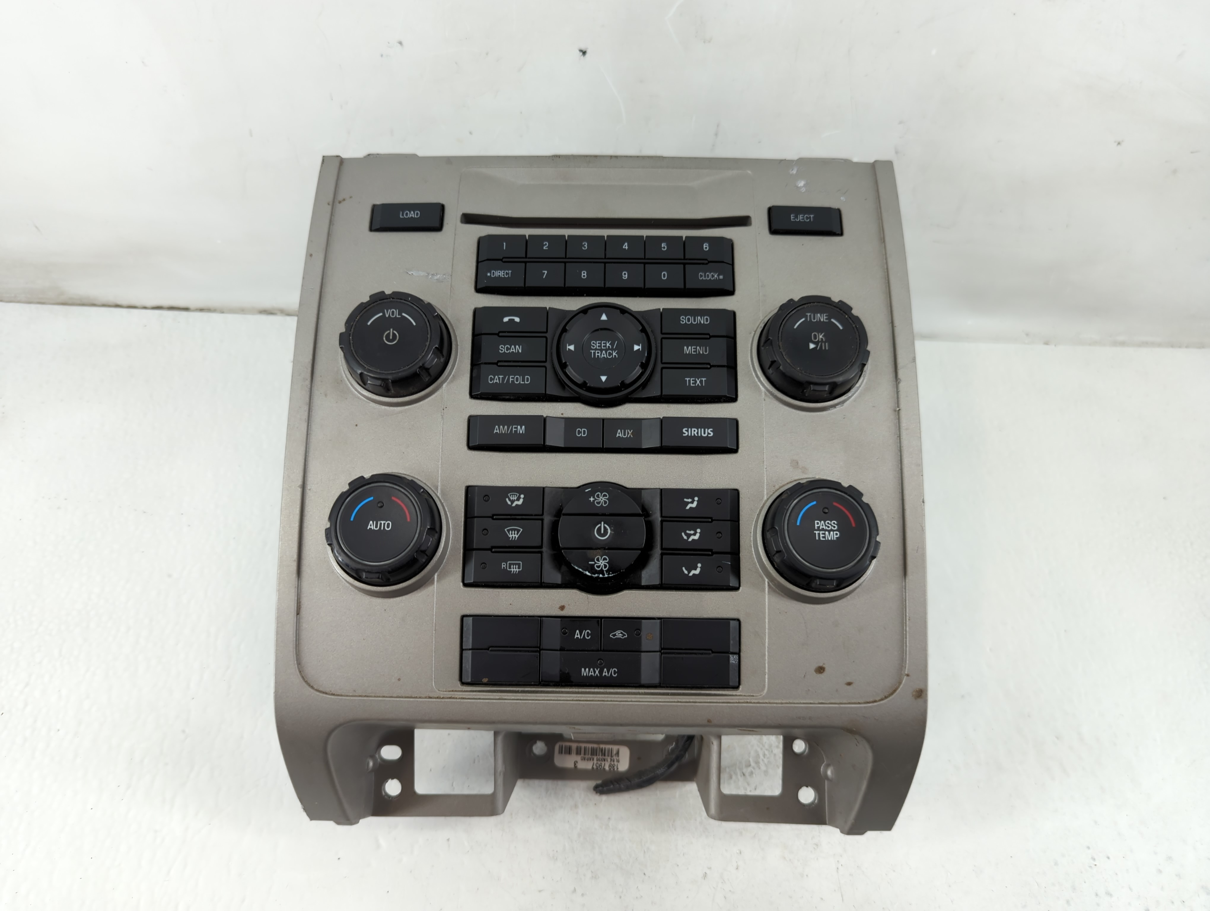 2010-2010 Ford Escape Am Fm Cd Player Radio Receiver 1106492 - Oemusedautoparts1.com