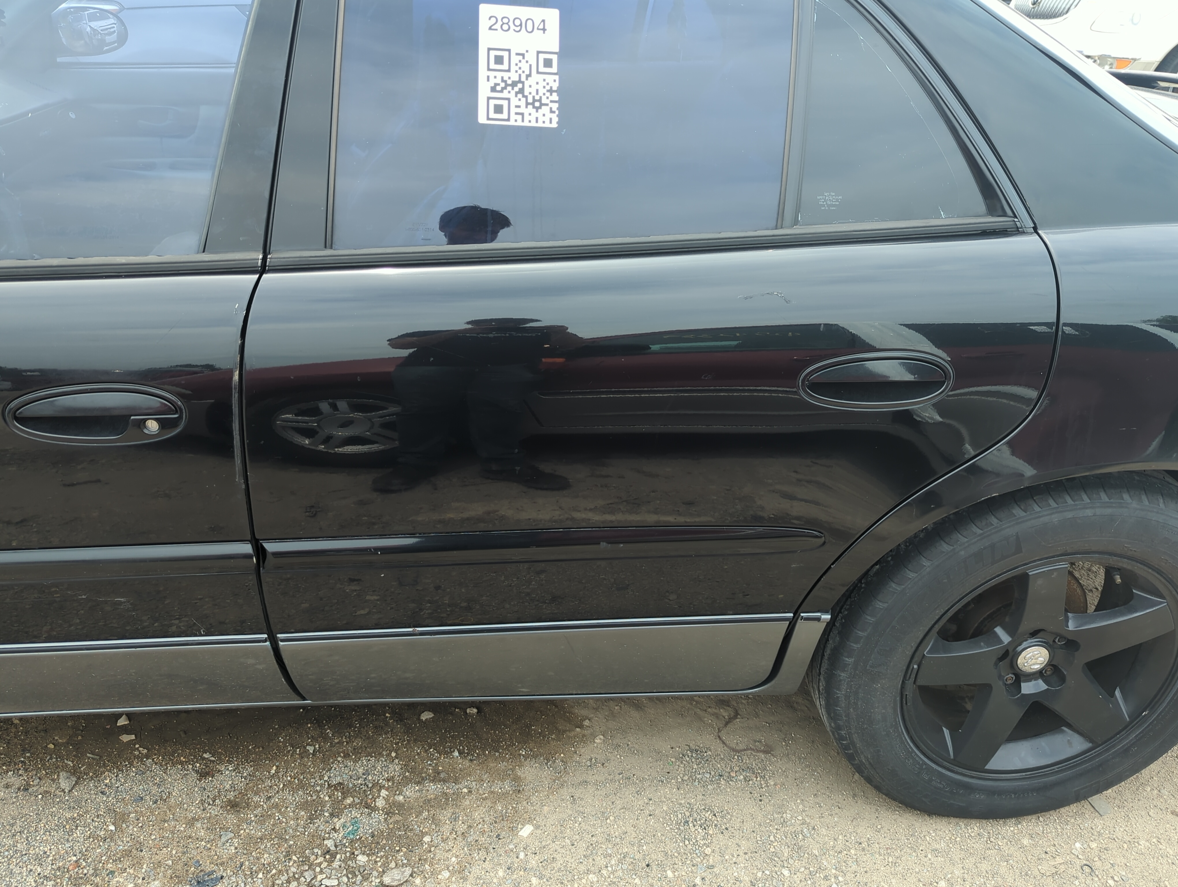Picture of 1997-2003 Buick Regal Driver Rear Door Oem 1106658