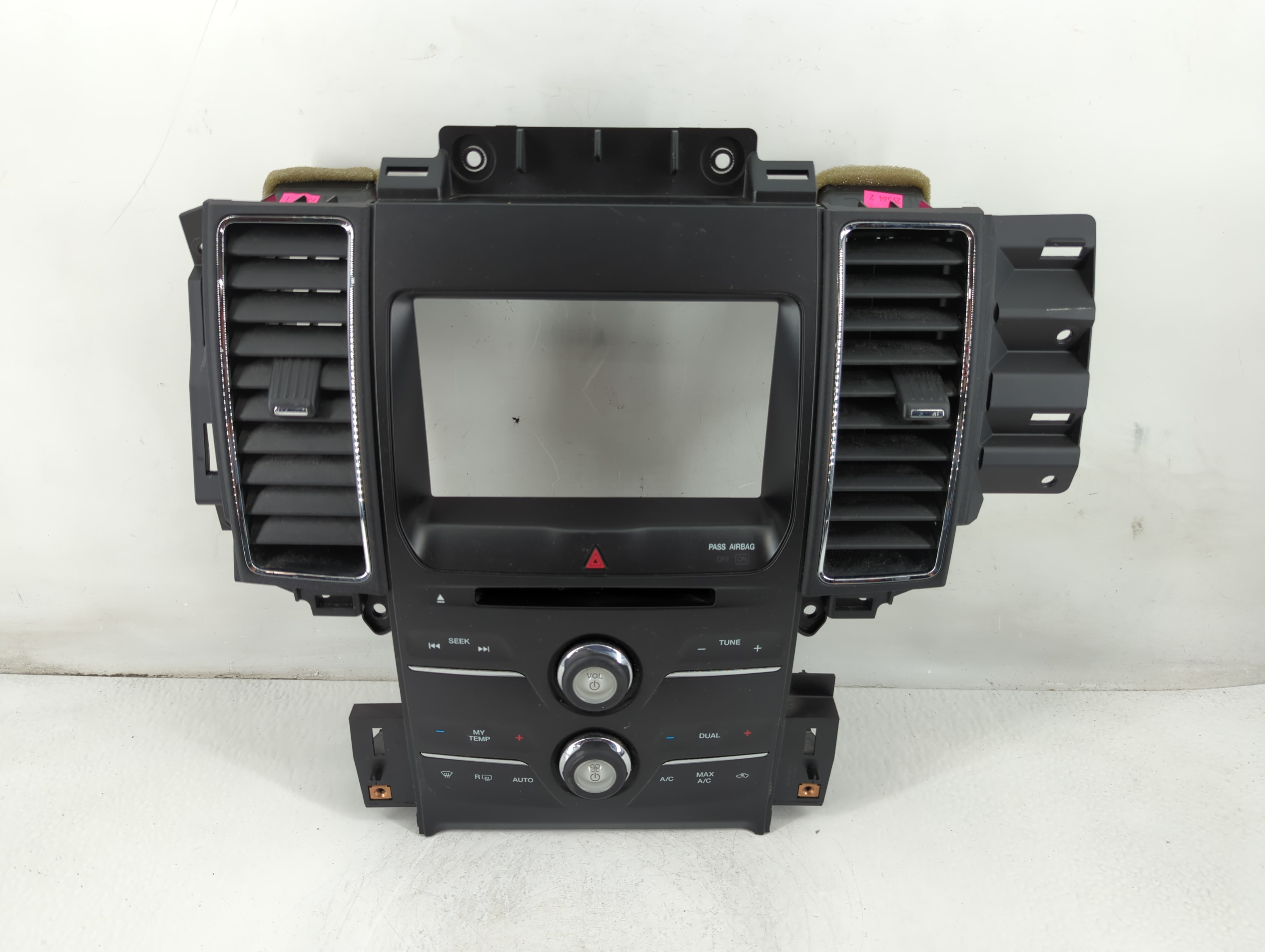 Picture of 2014-2019 Ford Taurus Am Fm Cd Player Radio Receiver 1106836