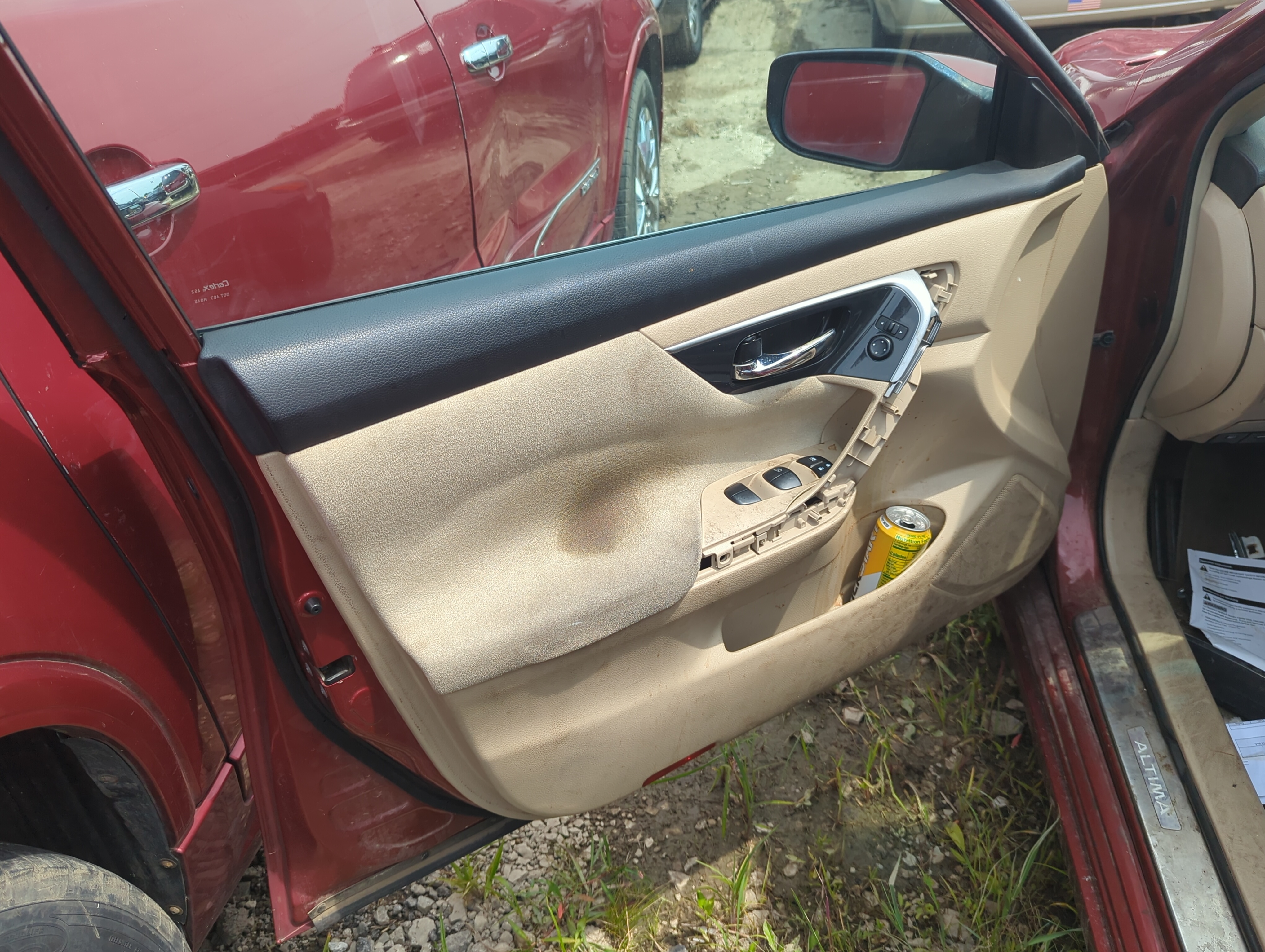 2013 Nissan Altima Front Left Driver Interior Door Panel Trim 1107157 - Oemusedautoparts1.com
