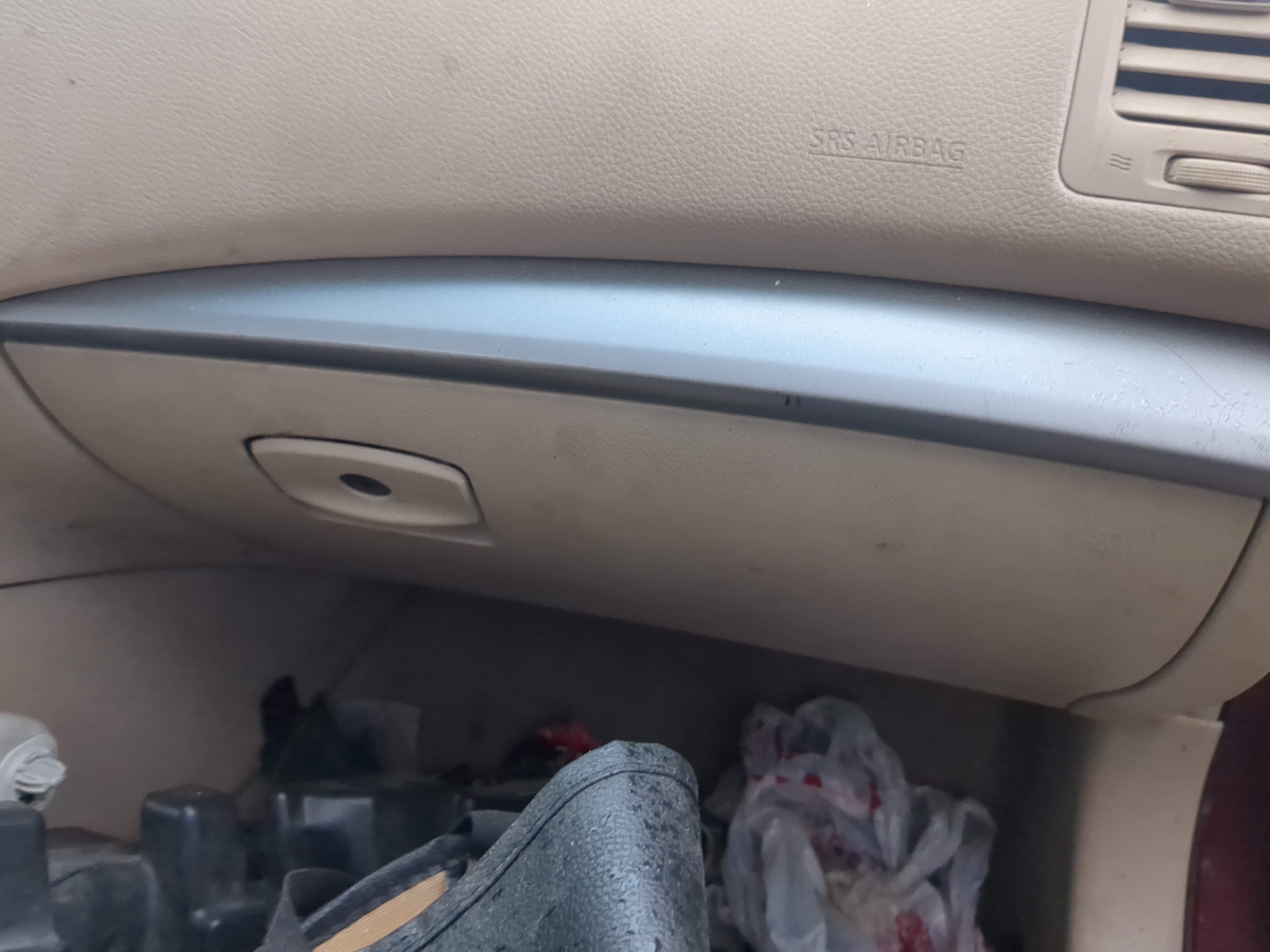 2013 Nissan Altima Passenger Glove Box Door Storage Compartment 1107168 - Oemusedautoparts1.com