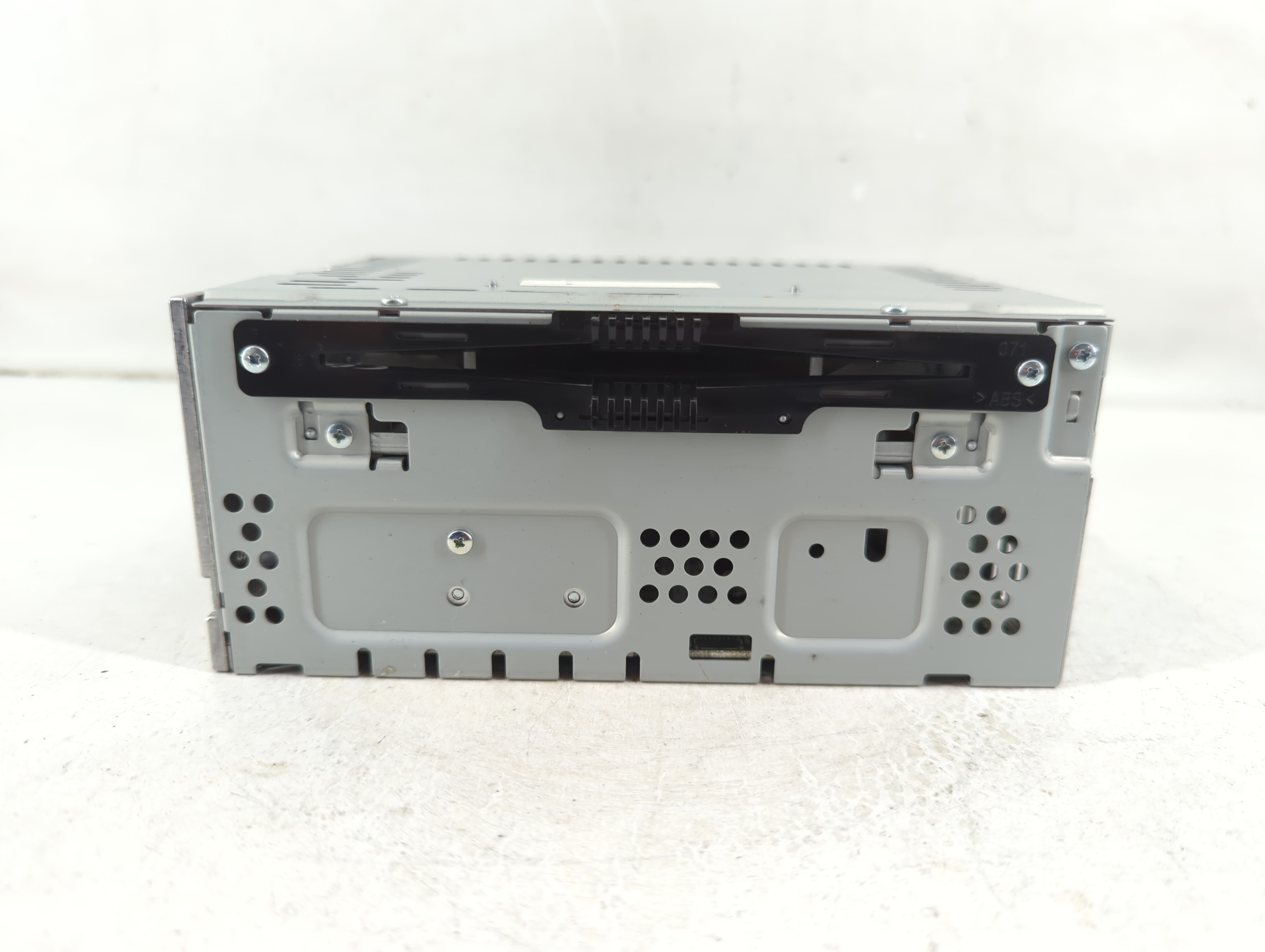 2015-2016 Ford Fusion Am Fm Cd Player Radio Receiver 1107236 - Oemusedautoparts1.com