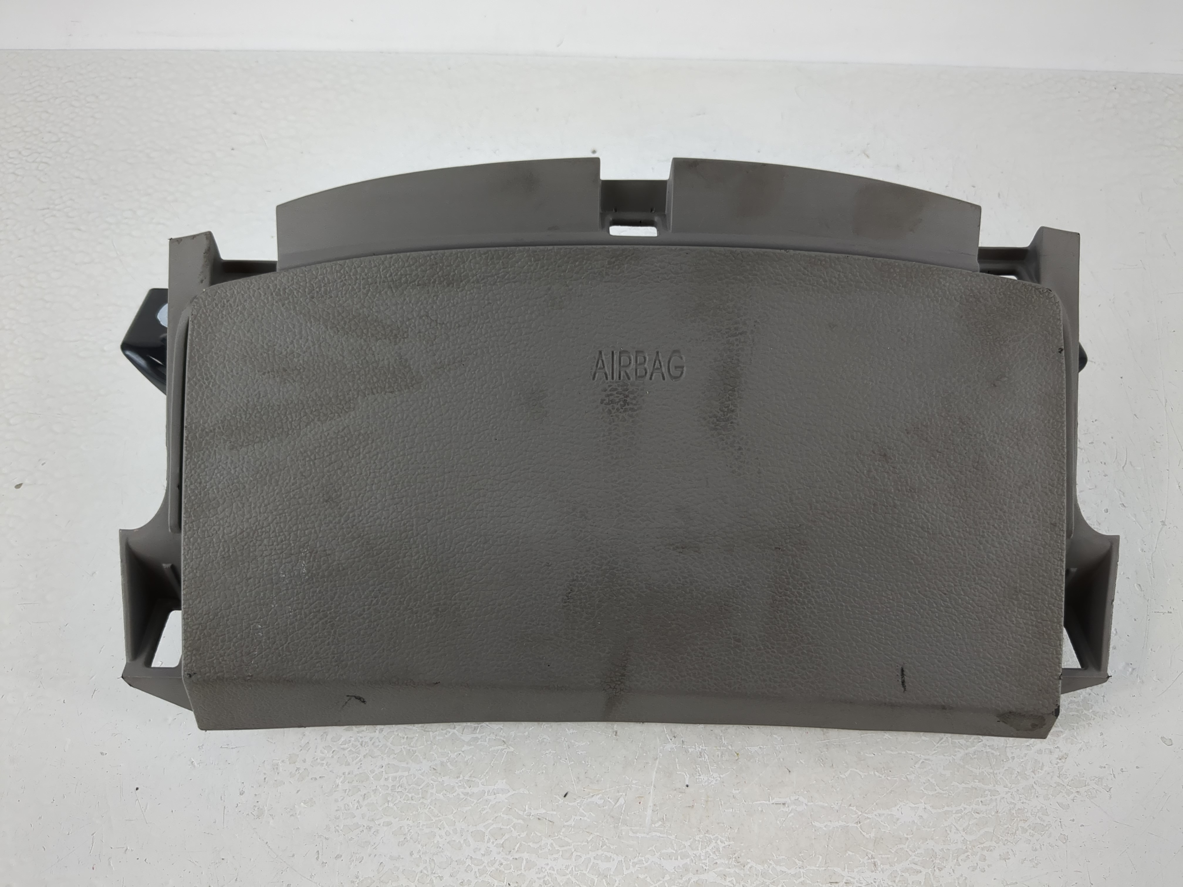 2017-2018 Hyundai Elantra Air Bag Driver Left Knee Oem 1107262 - Oemusedautoparts1.com