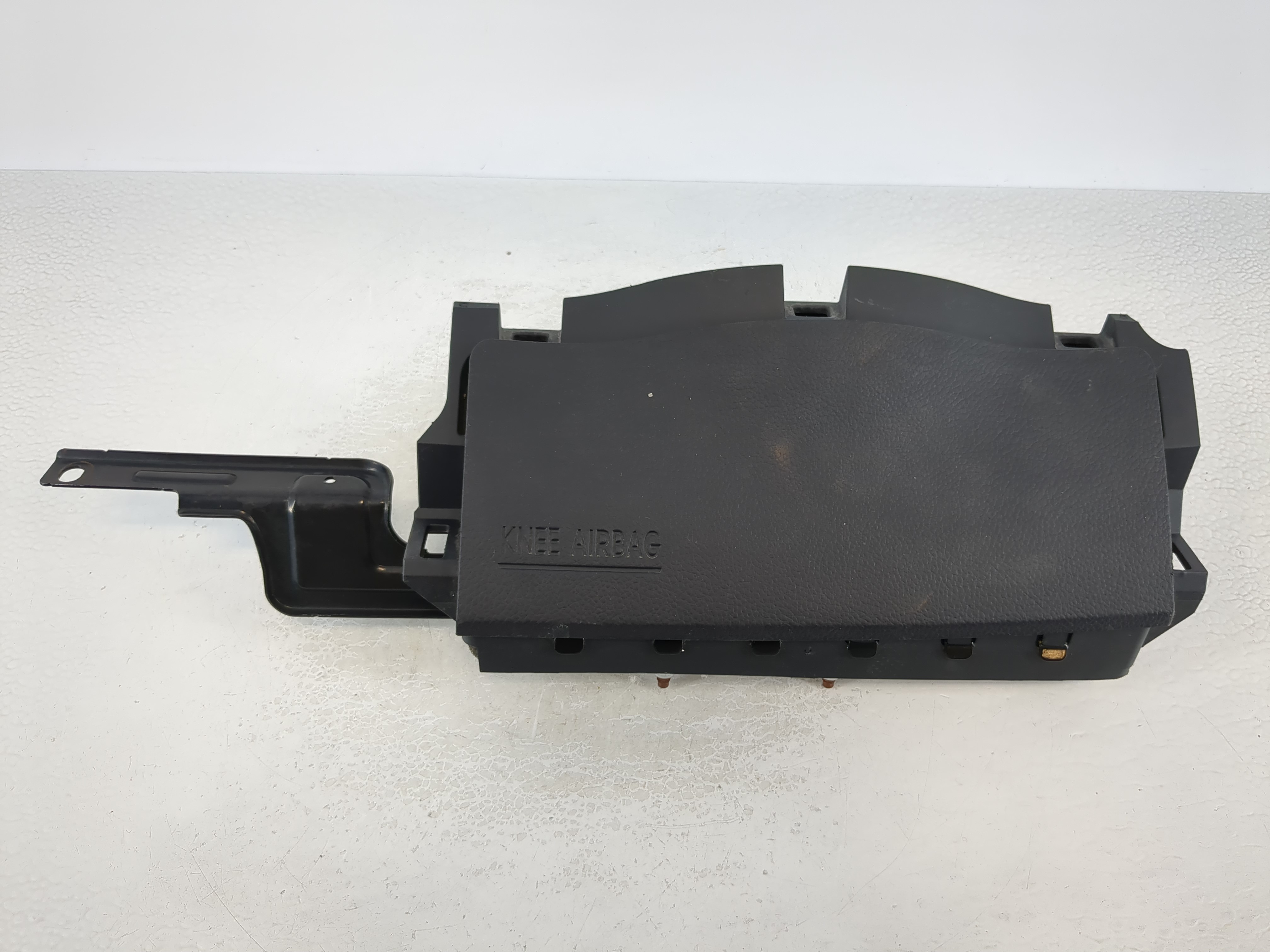 Picture of 2013-2016 Buick Encore Air Bag Driver Left Steering Wheel Mounted 1107335