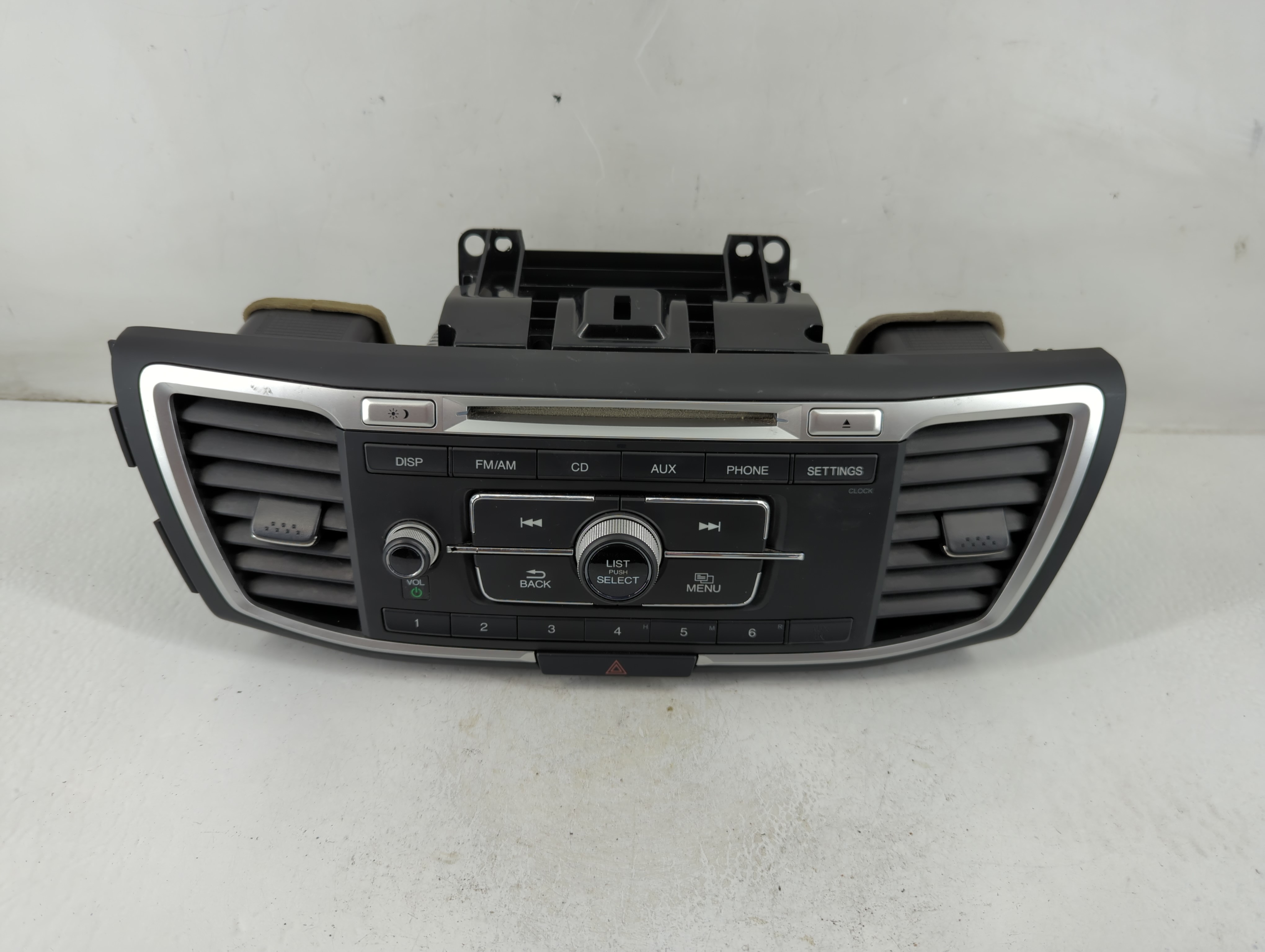 Picture of 2013-2015 Honda Accord Am Fm Cd Player Radio Receiver 1107349
