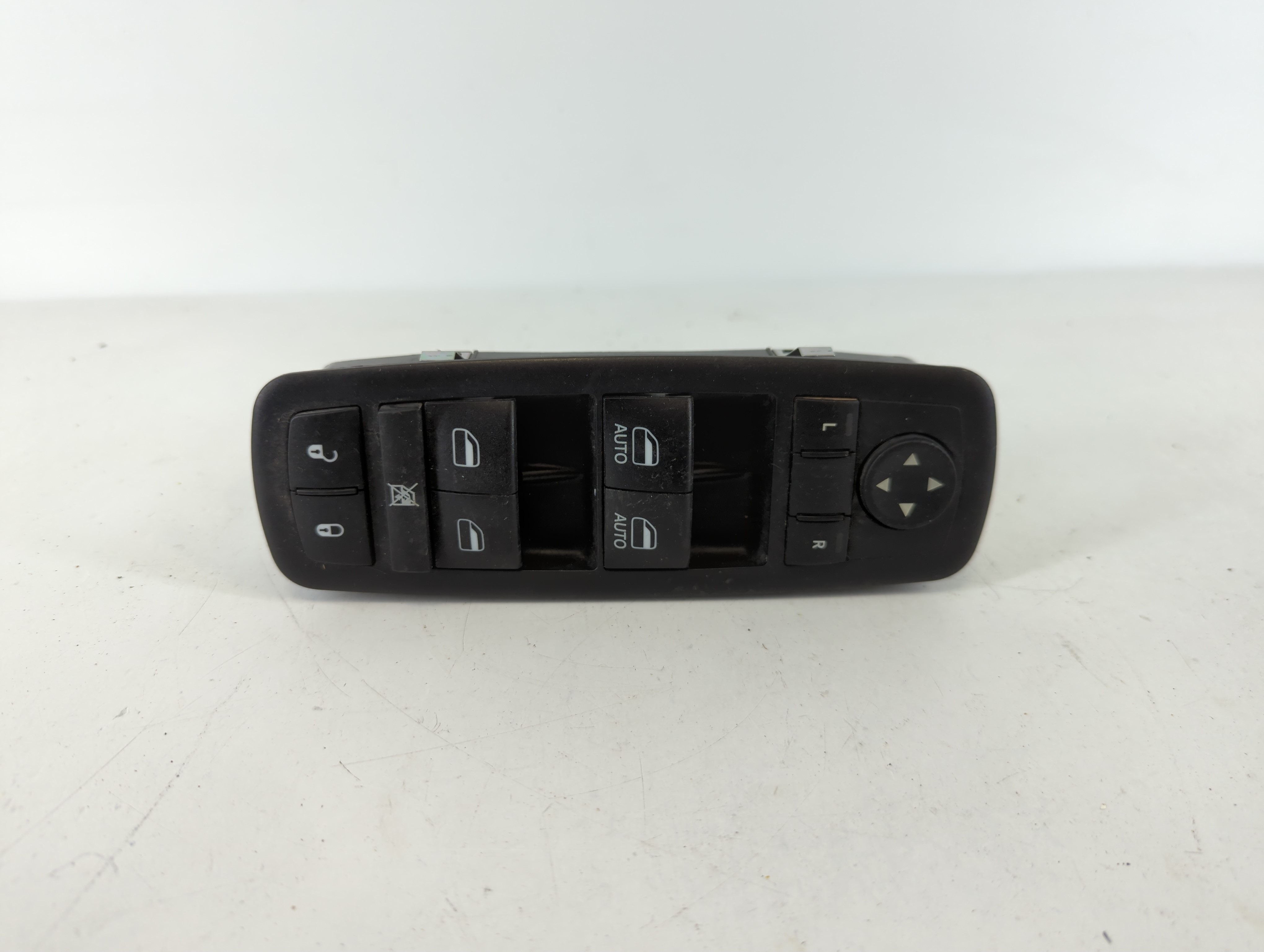 2015-2022 Jeep Cherokee Driver Left Door Master Power Window Switch 1107383 - Oemusedautoparts1.com