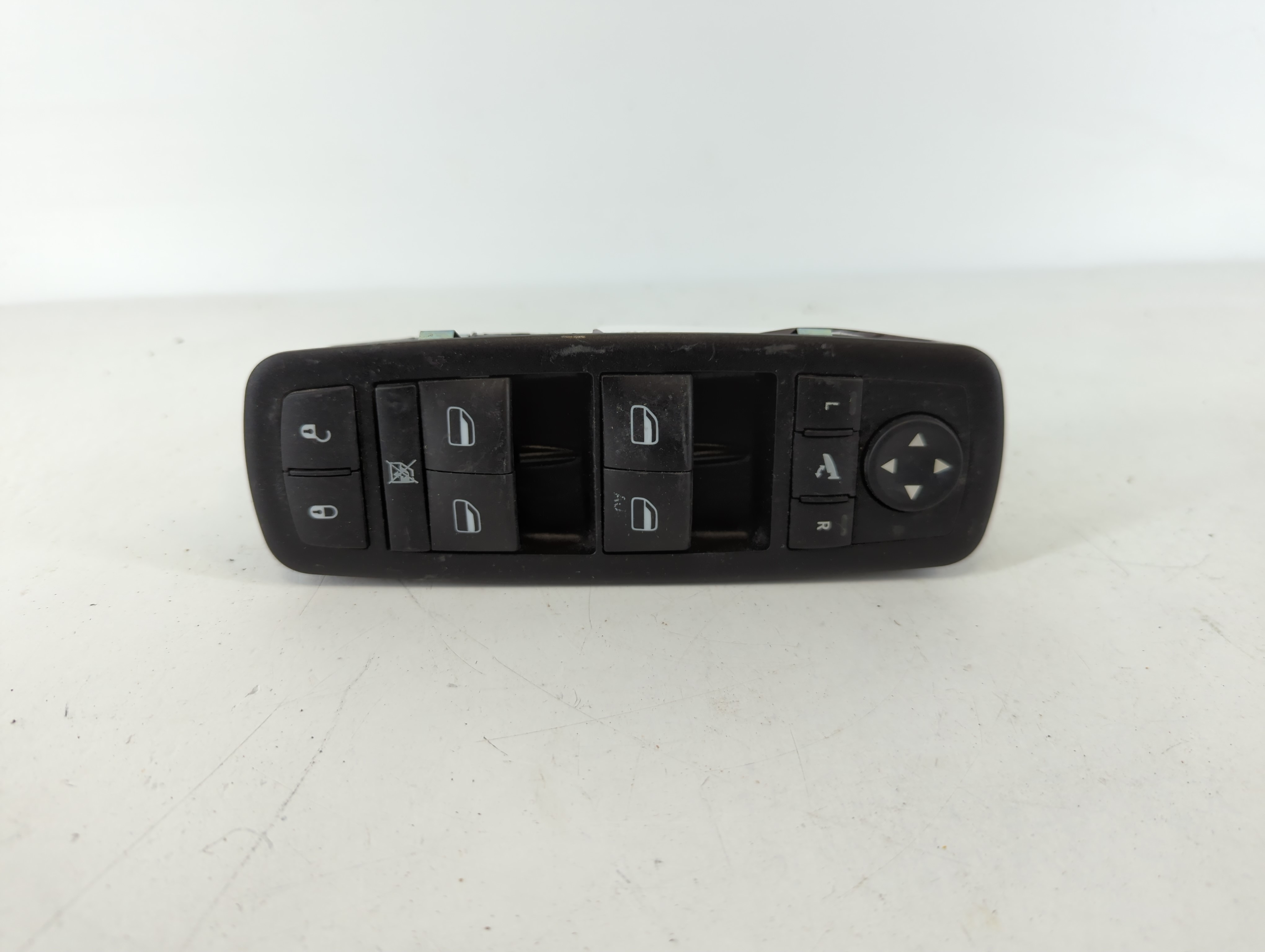 Picture of Dodge Ram 1500 Driver Left Door Master Power Window Switch 68212784ab 1107384