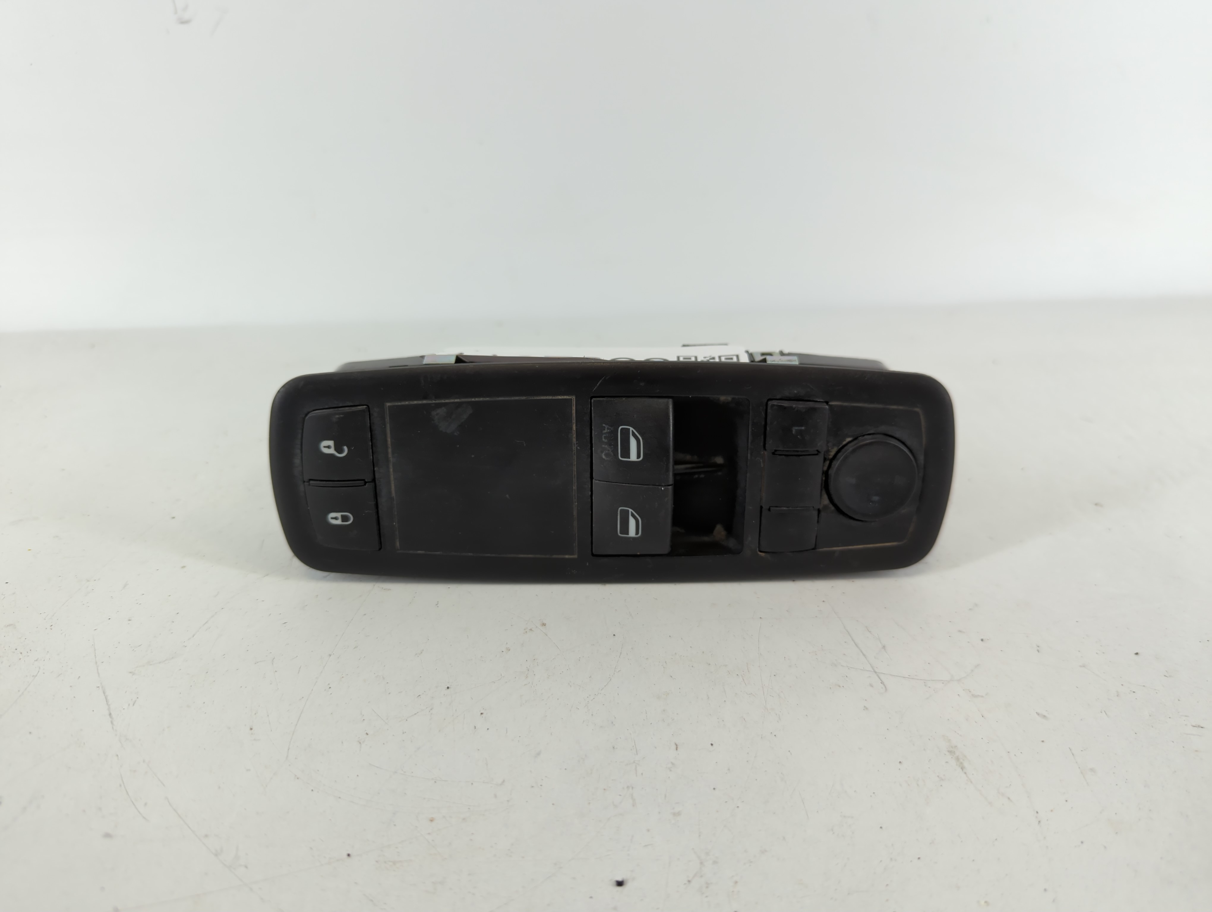 Dodge Caravan Driver Left Door Master Power Window Switch 68298870aa 1107398 - Oemusedautoparts1.com