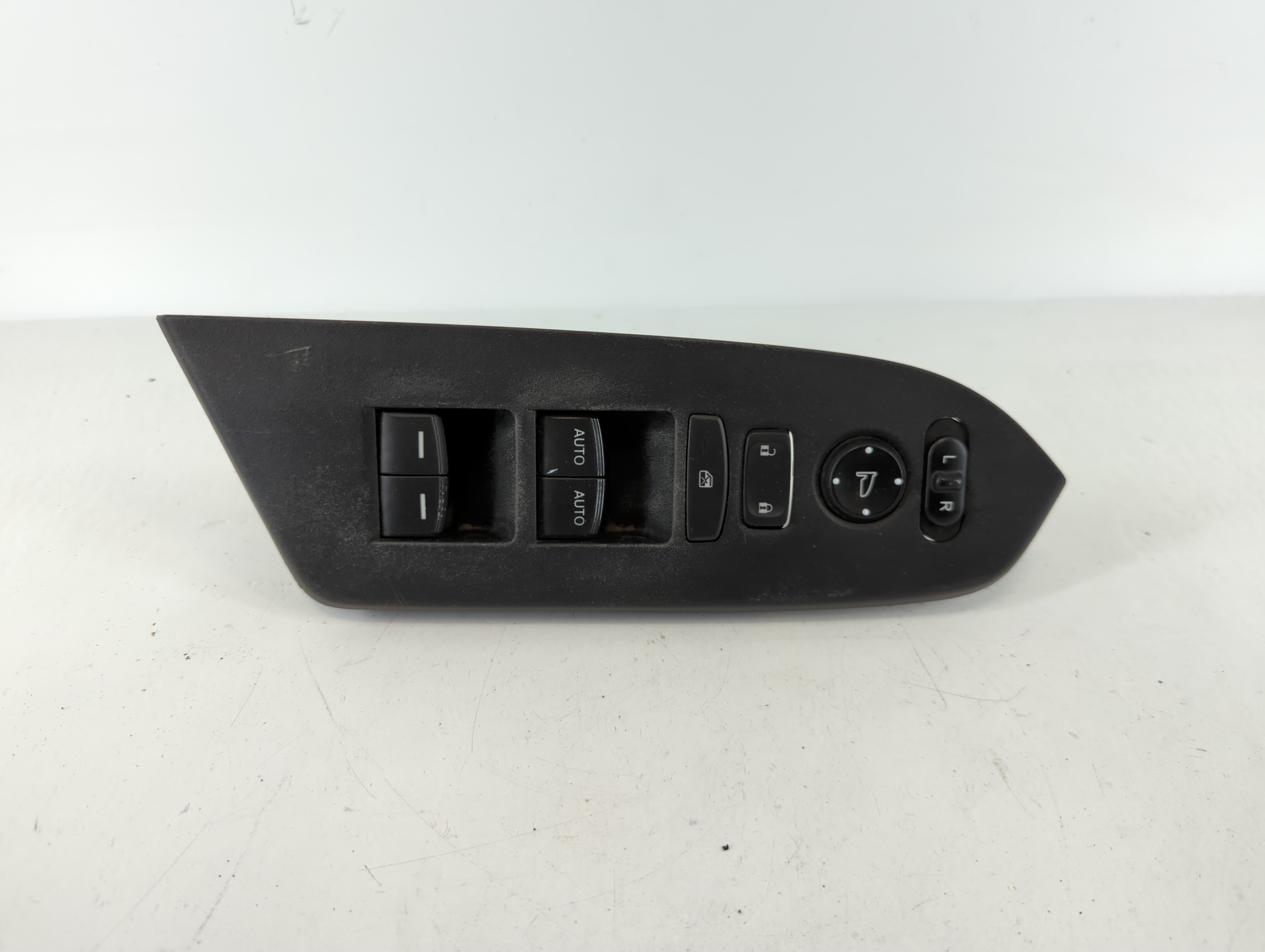 2017-2022 Honda Cr-v Driver Left Door Master Power Window Switch 1107400 - Oemusedautoparts1.com