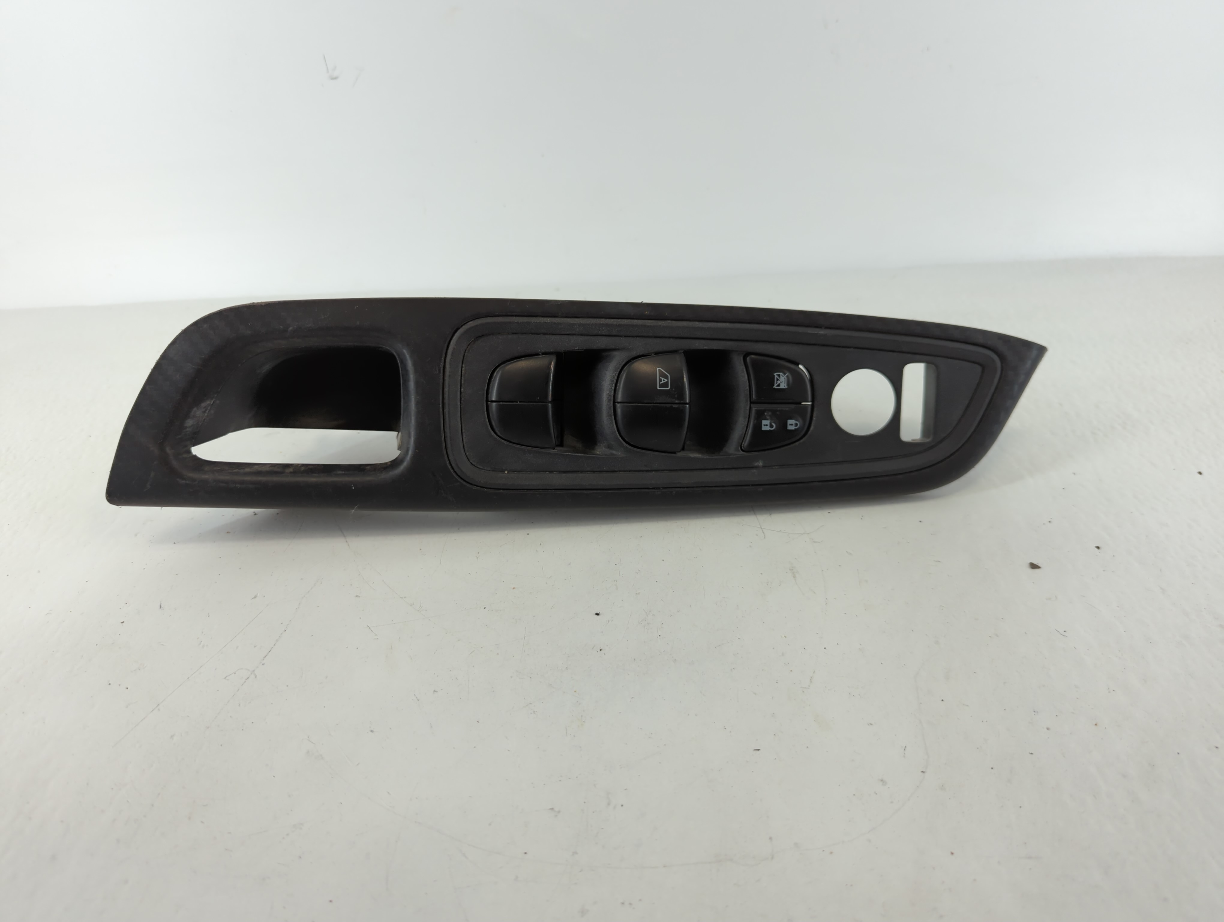 2020-2022 Nissan Versa Driver Left Door Master Power Window Switch 1107401 - Oemusedautoparts1.com