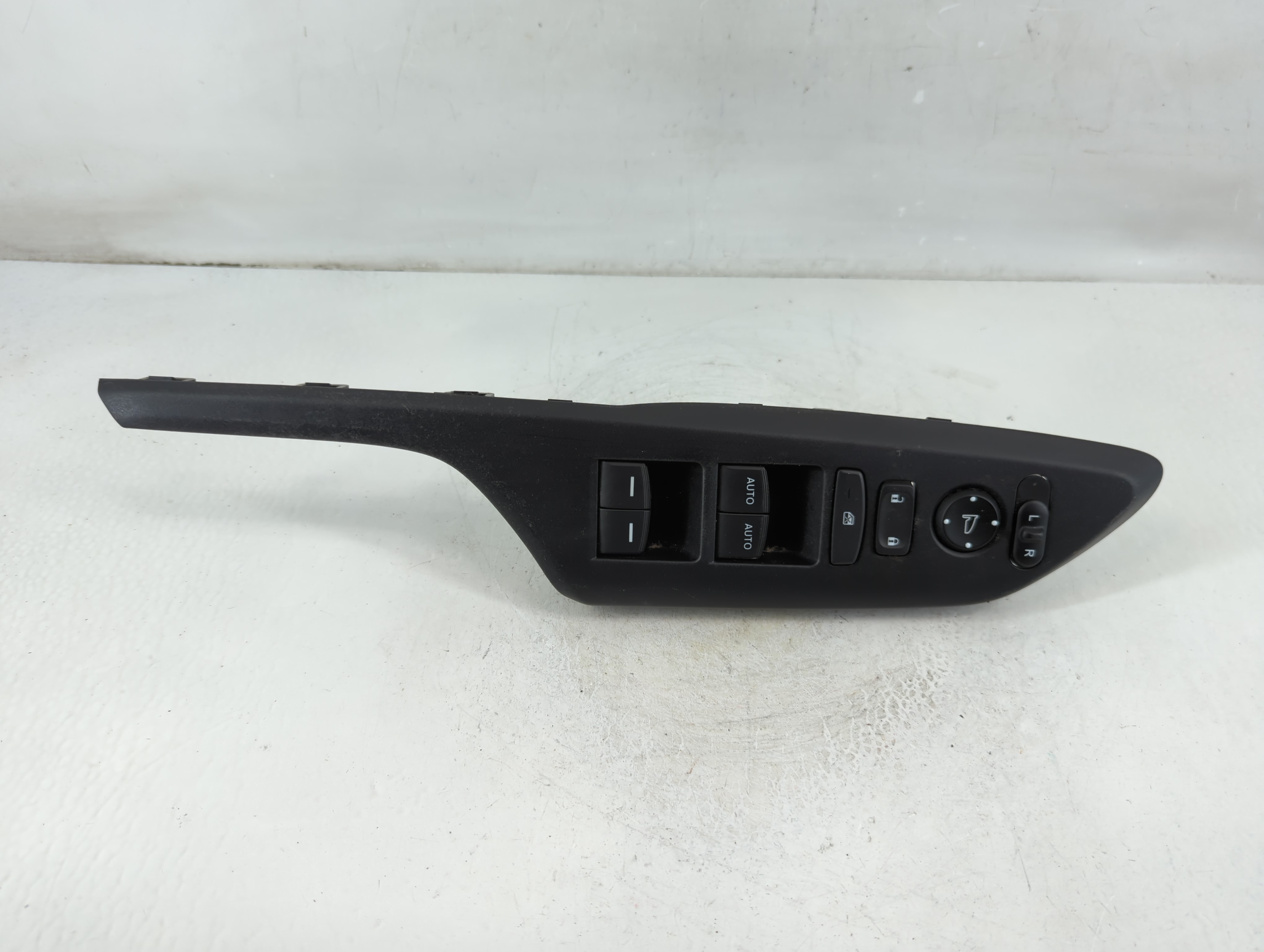 Picture of 2016-2021 Honda Civic Driver Left Door Master Power Window Switch 1107403