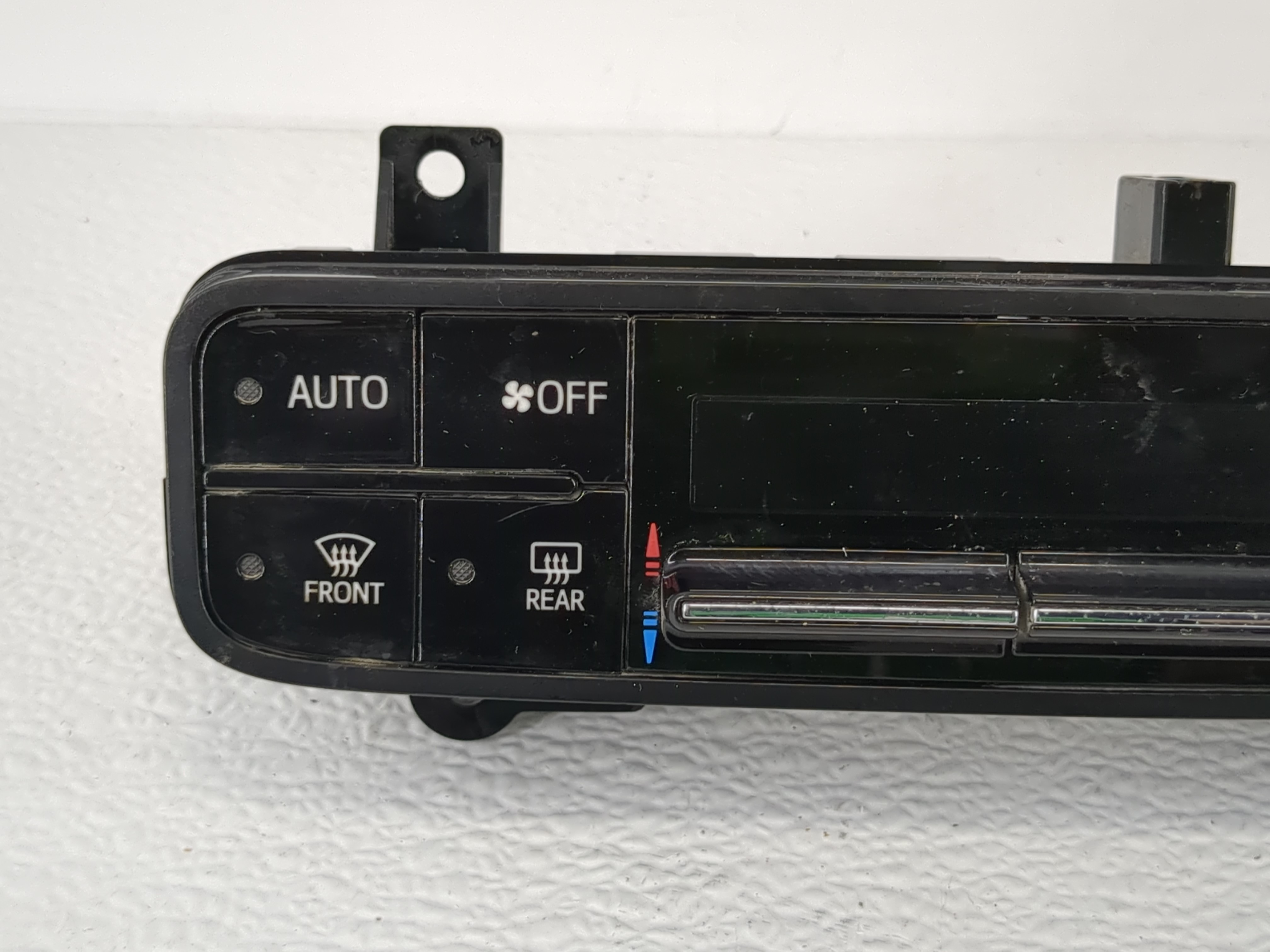 2017-2019 Toyota Corolla Ac Heater Roof Climate Control 75k114 1107458 - Oemusedautoparts1.com