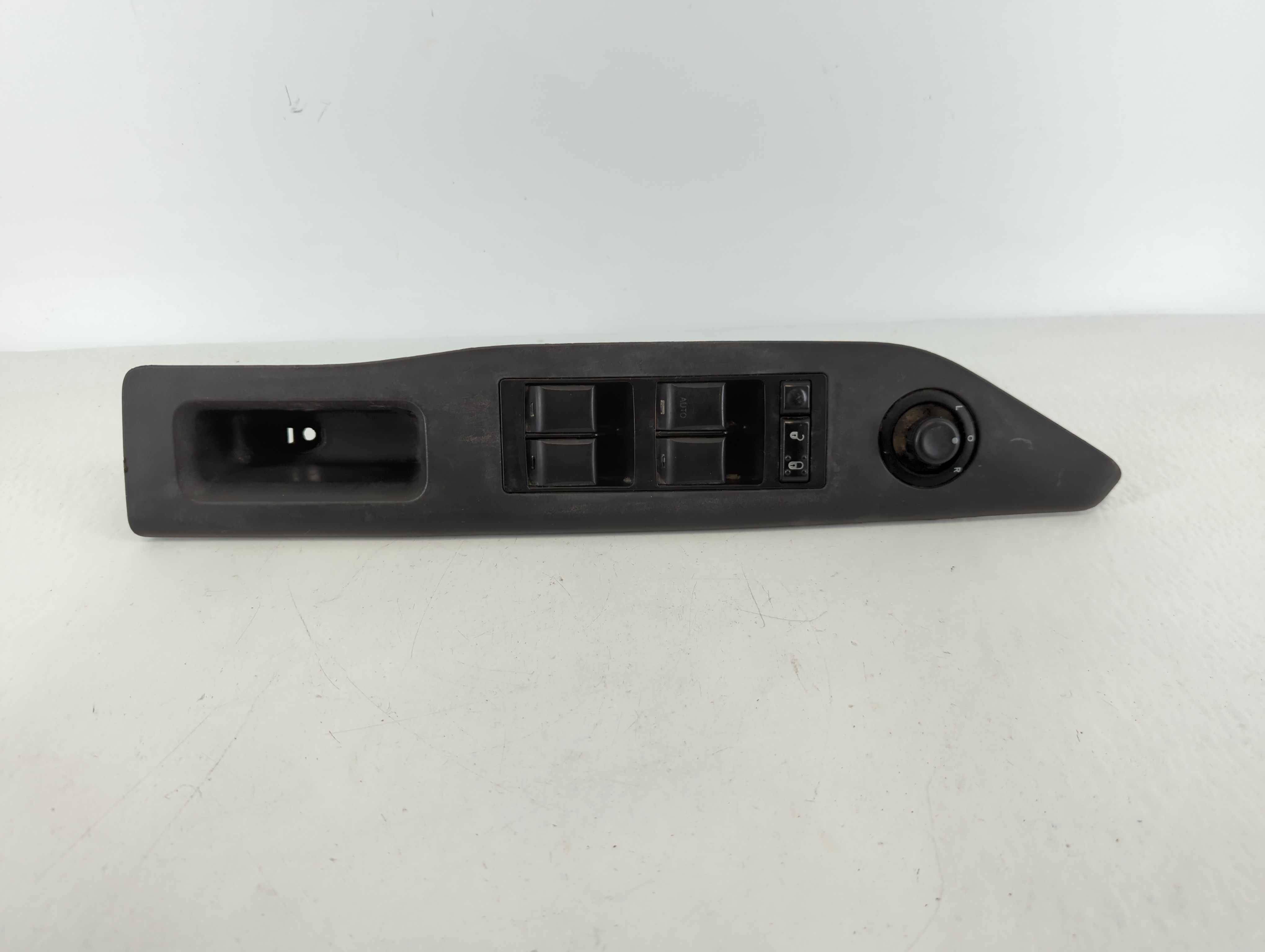 2007-2010 Dodge Caliber Driver Left Door Master Power Window Switch 1107477 - Oemusedautoparts1.com