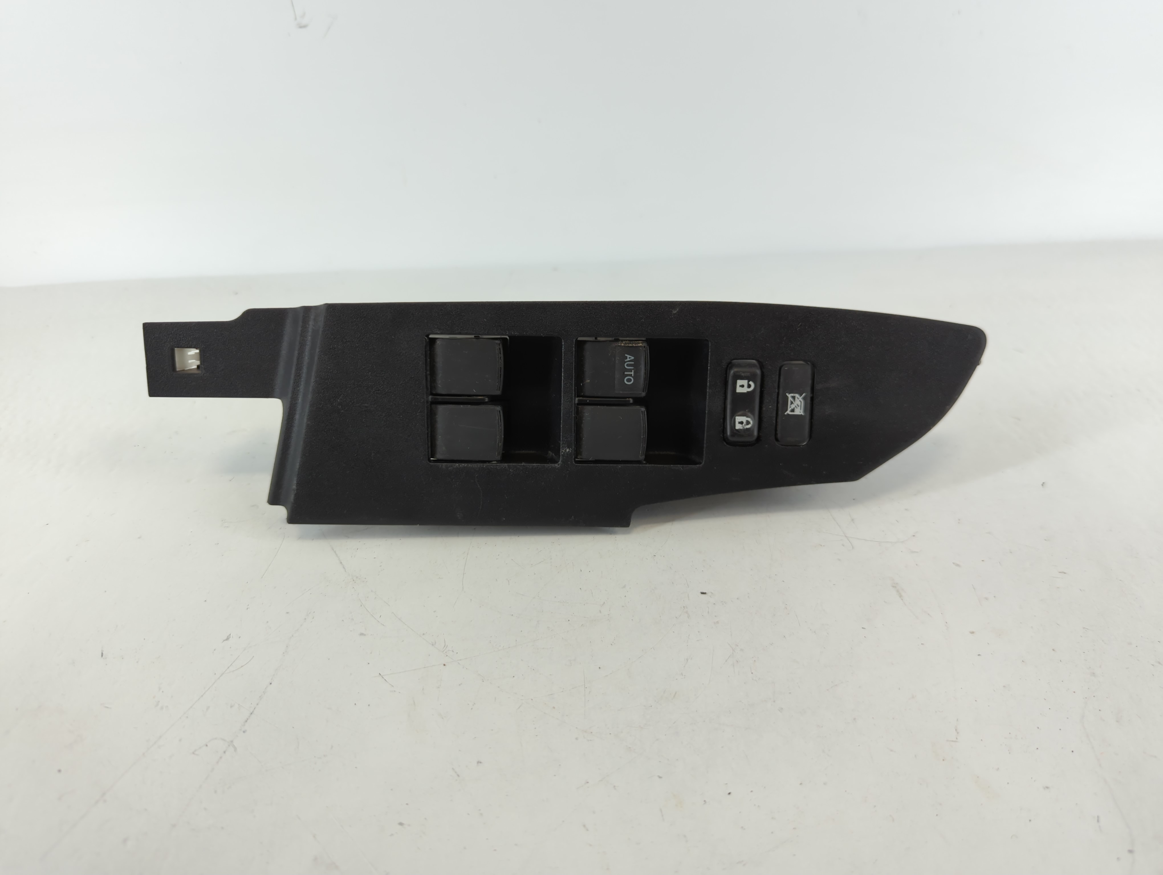 2014-2019 Toyota Corolla Driver Left Door Master Power Window Switch 1107485 - Oemusedautoparts1.com