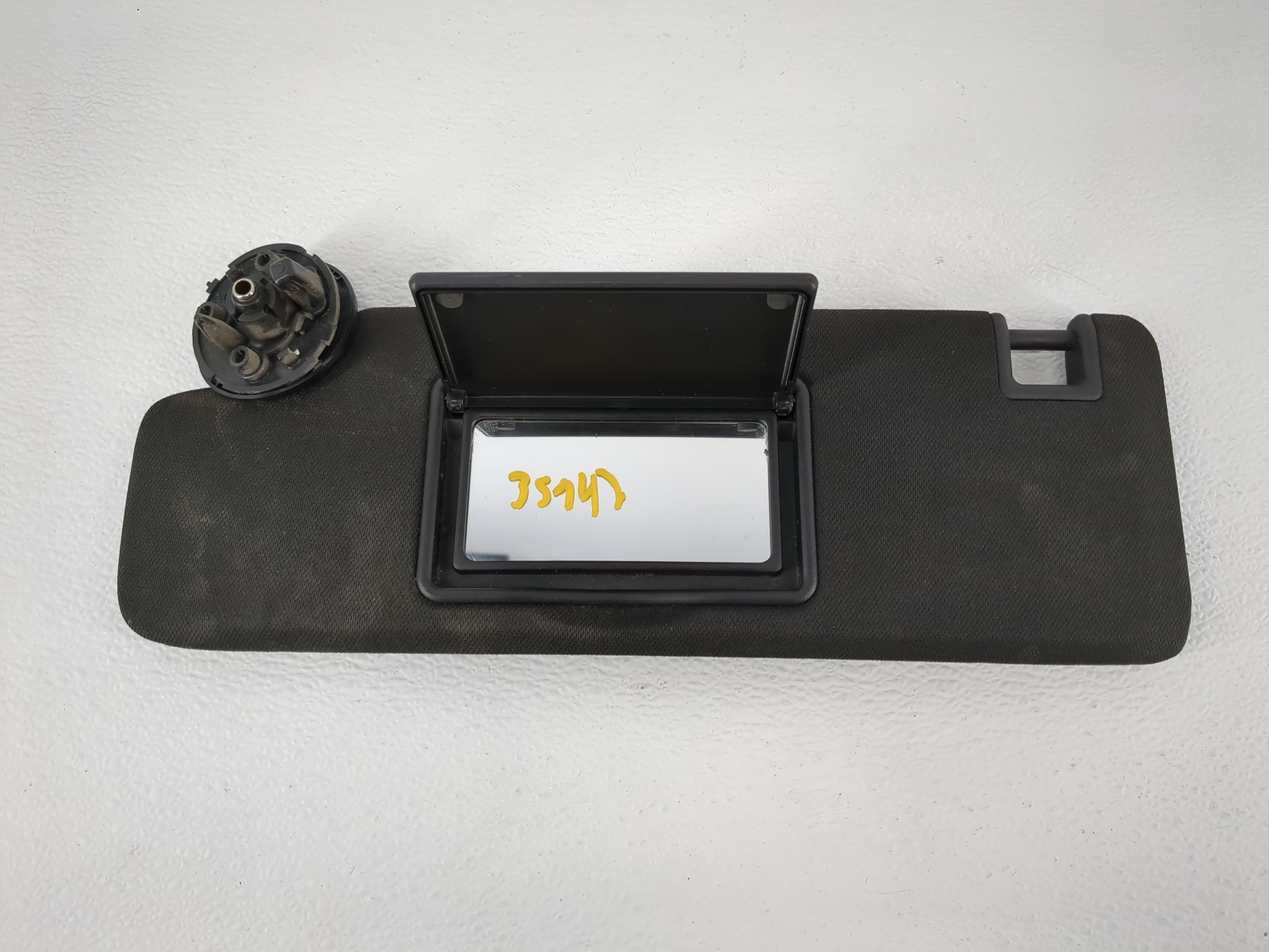 Picture of 2016-2021 Chevrolet Camaro Driver Sun Visor Mirror Left Sunvisor Black 1107491