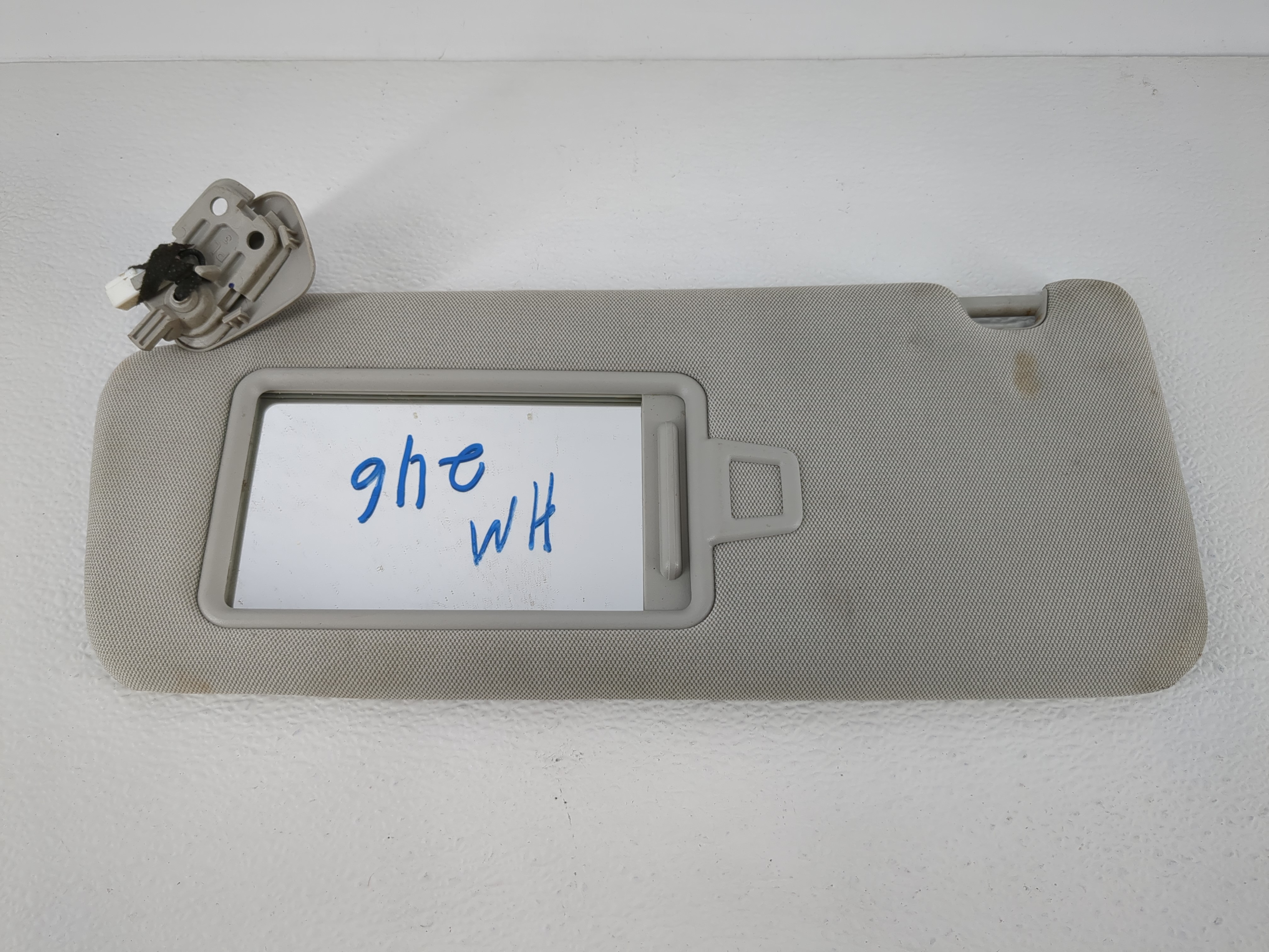 2016-2020 Kia Optima Driver Sun Visor Mirror Left Sunvisor Grey 1107495 - Oemusedautoparts1.com