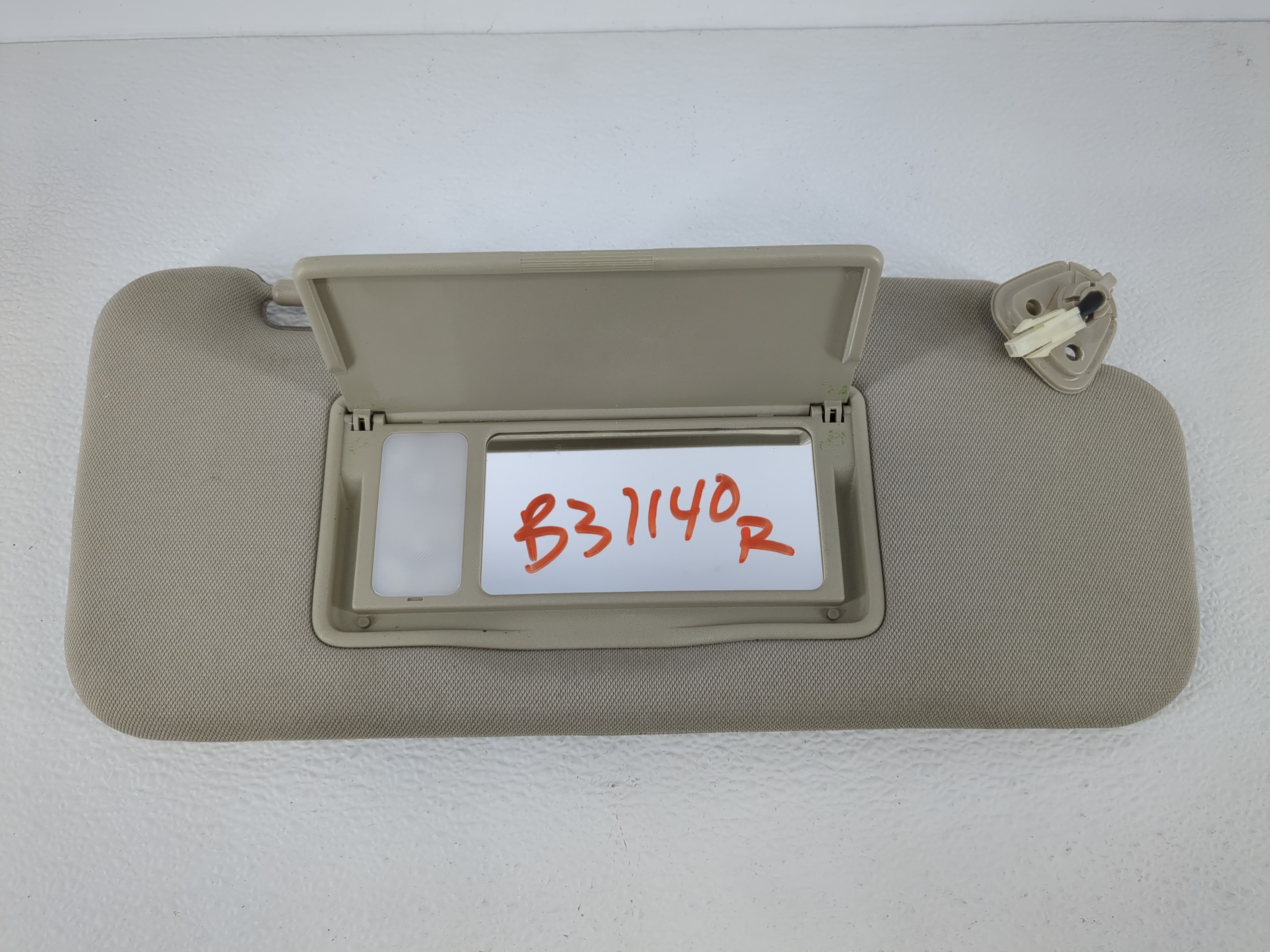 2009-2014 Nissan Murano Passenger Sun Visor Mirror Right Sunvisor Grey 1107499 - Oemusedautoparts1.com