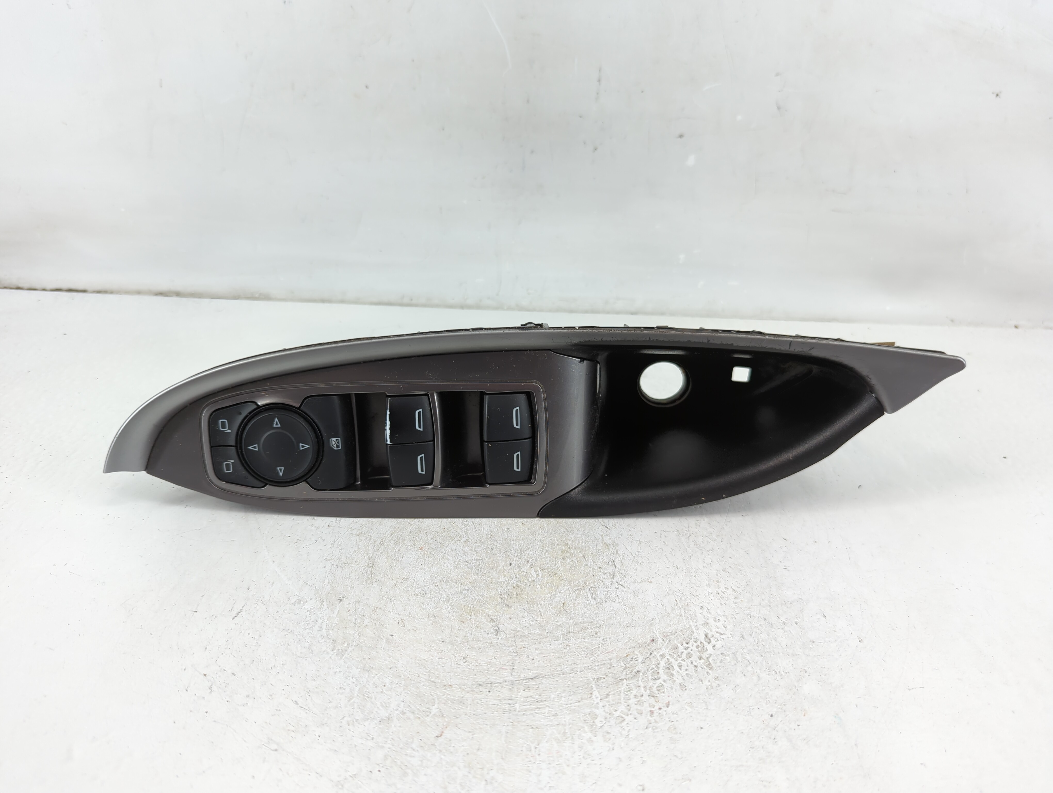 Picture of 2016-2021 Chevrolet Malibu Driver Left Door Master Power Window Switch 1107544