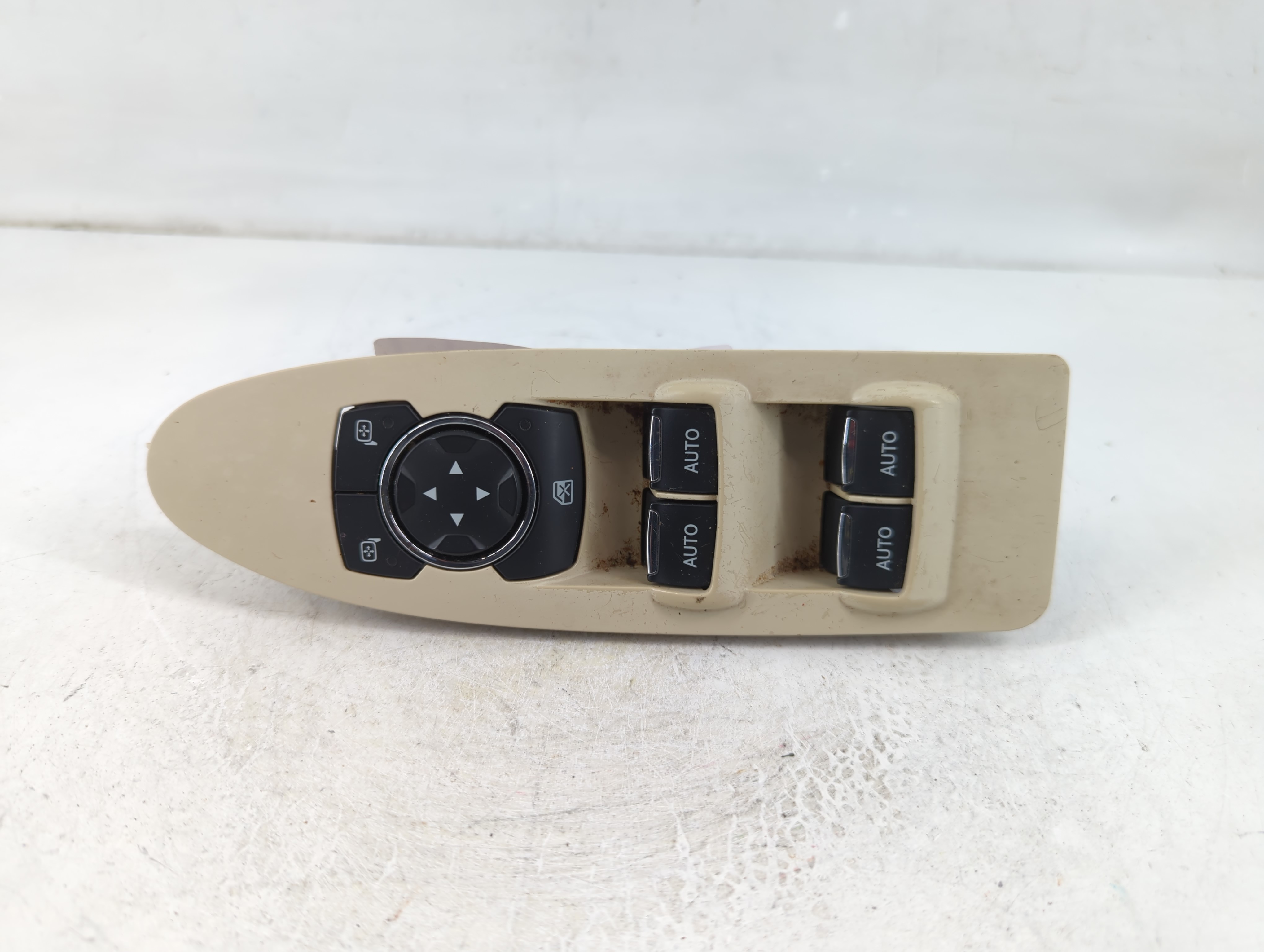 2013-2019 Lincoln Mkt Driver Left Door Master Power Window Switch 1107548 - Oemusedautoparts1.com