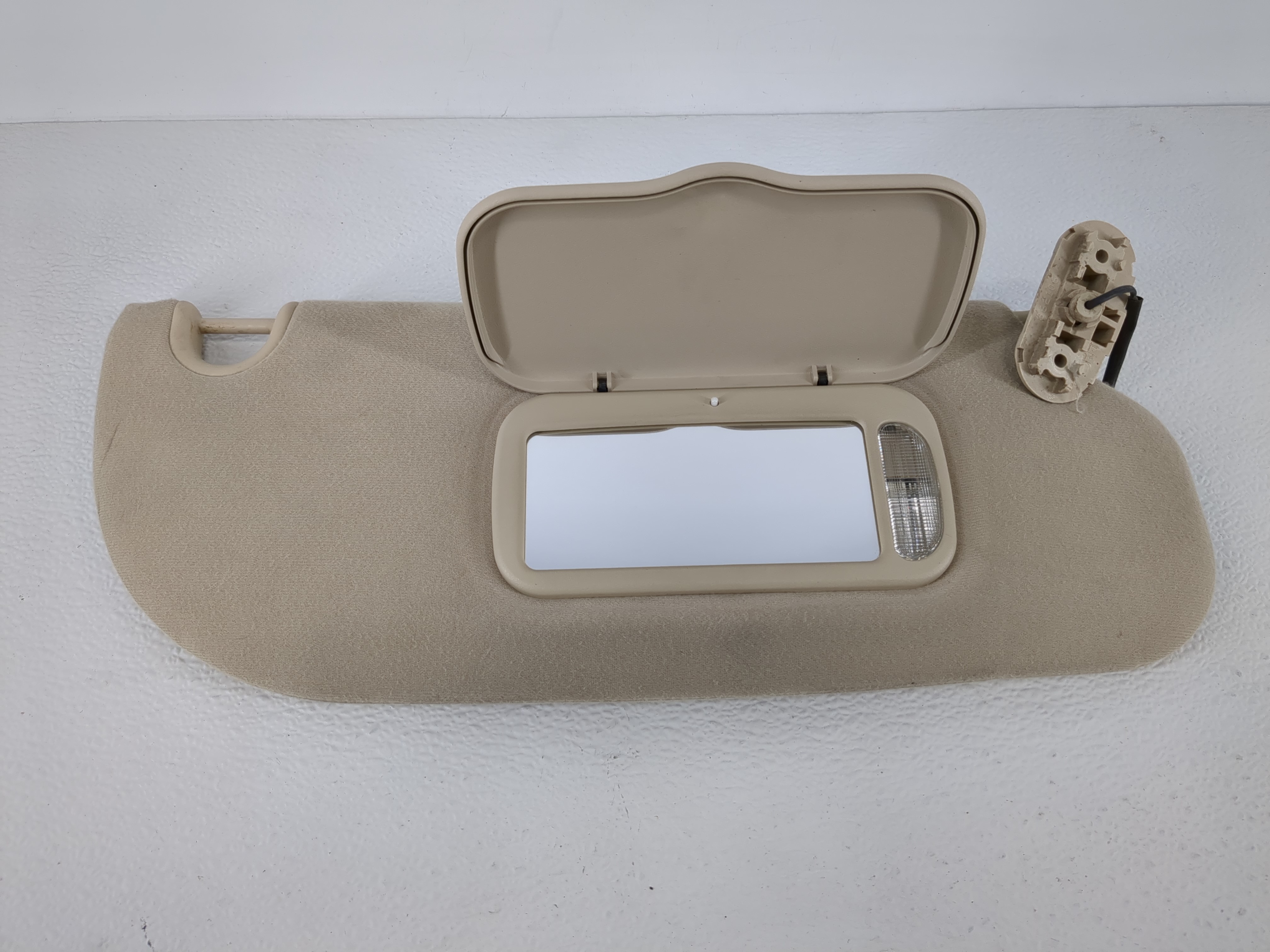 Picture of 2001-2005 Ford Explorer Passenger Sun Visor Mirror Right Sunvisor Tan 1107565