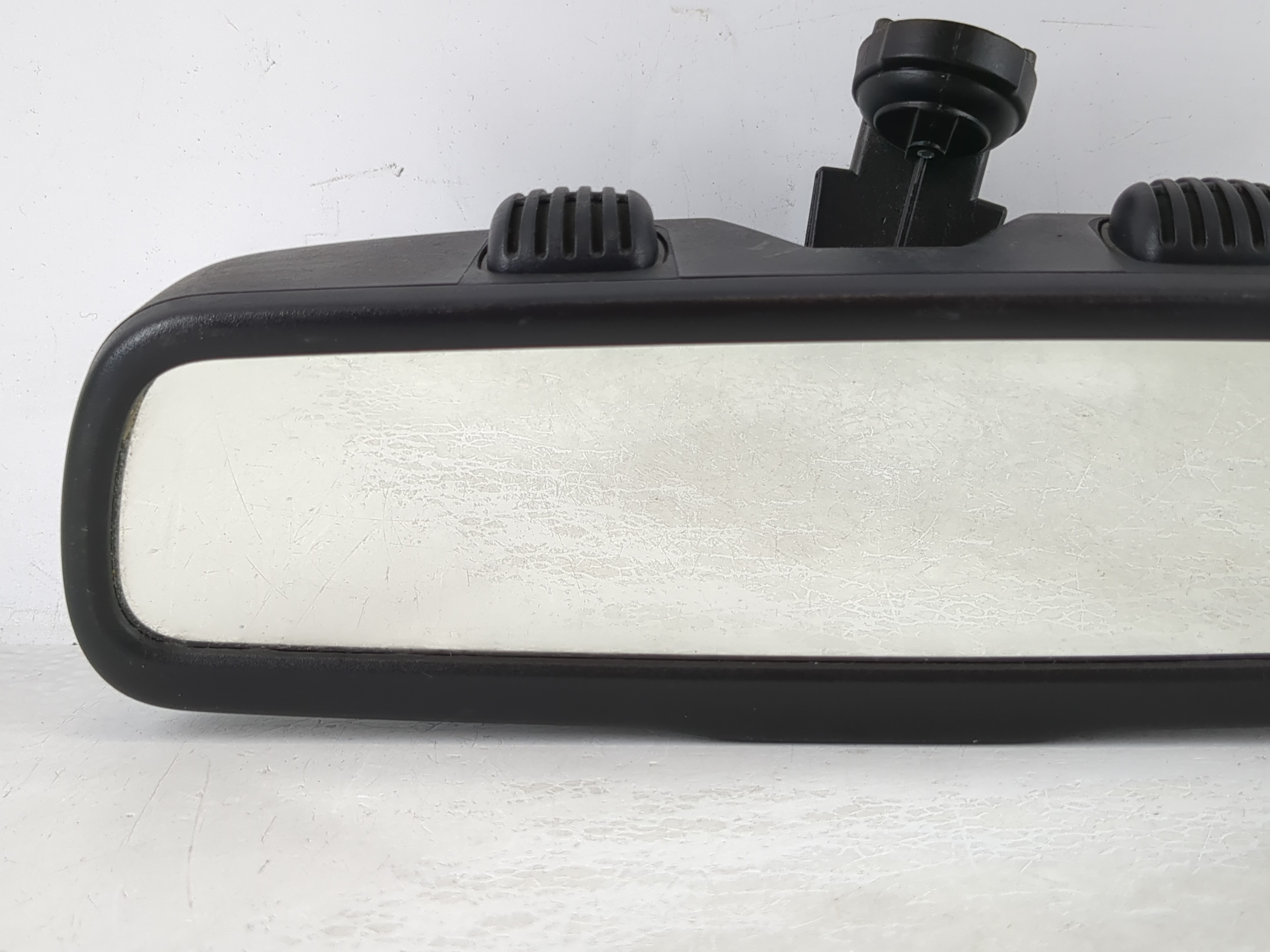 2014-2017 Jeep Cherokee Interior Rear View Mirror Oem 1107568 - Oemusedautoparts1.com