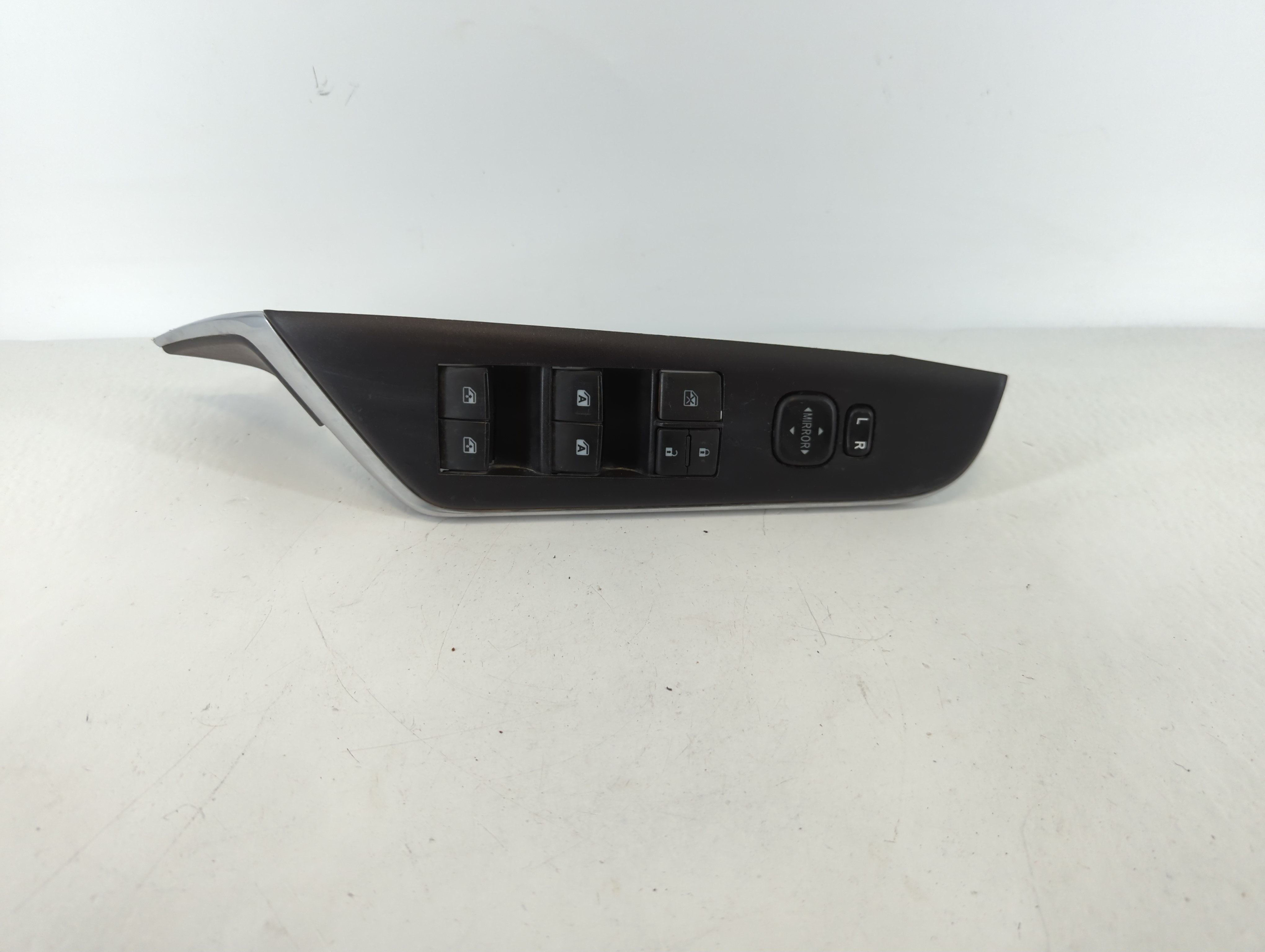 2015-2017 Toyota Camry Driver Left Door Master Power Window Switch 1107569 - Oemusedautoparts1.com