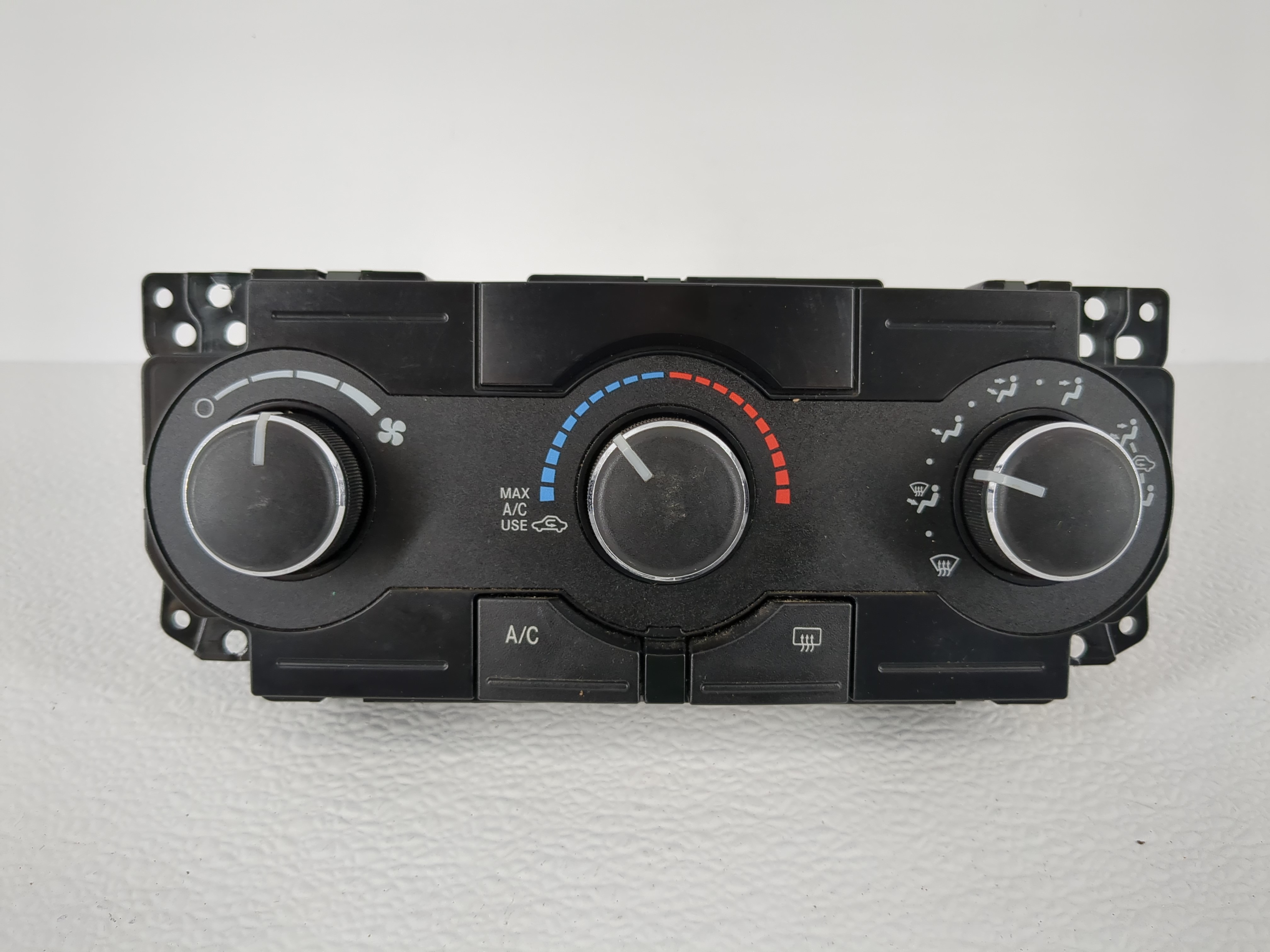 Picture of 2005-2007 Chrysler 300 Ac Heater Climate Control P55111871ae A 1107589