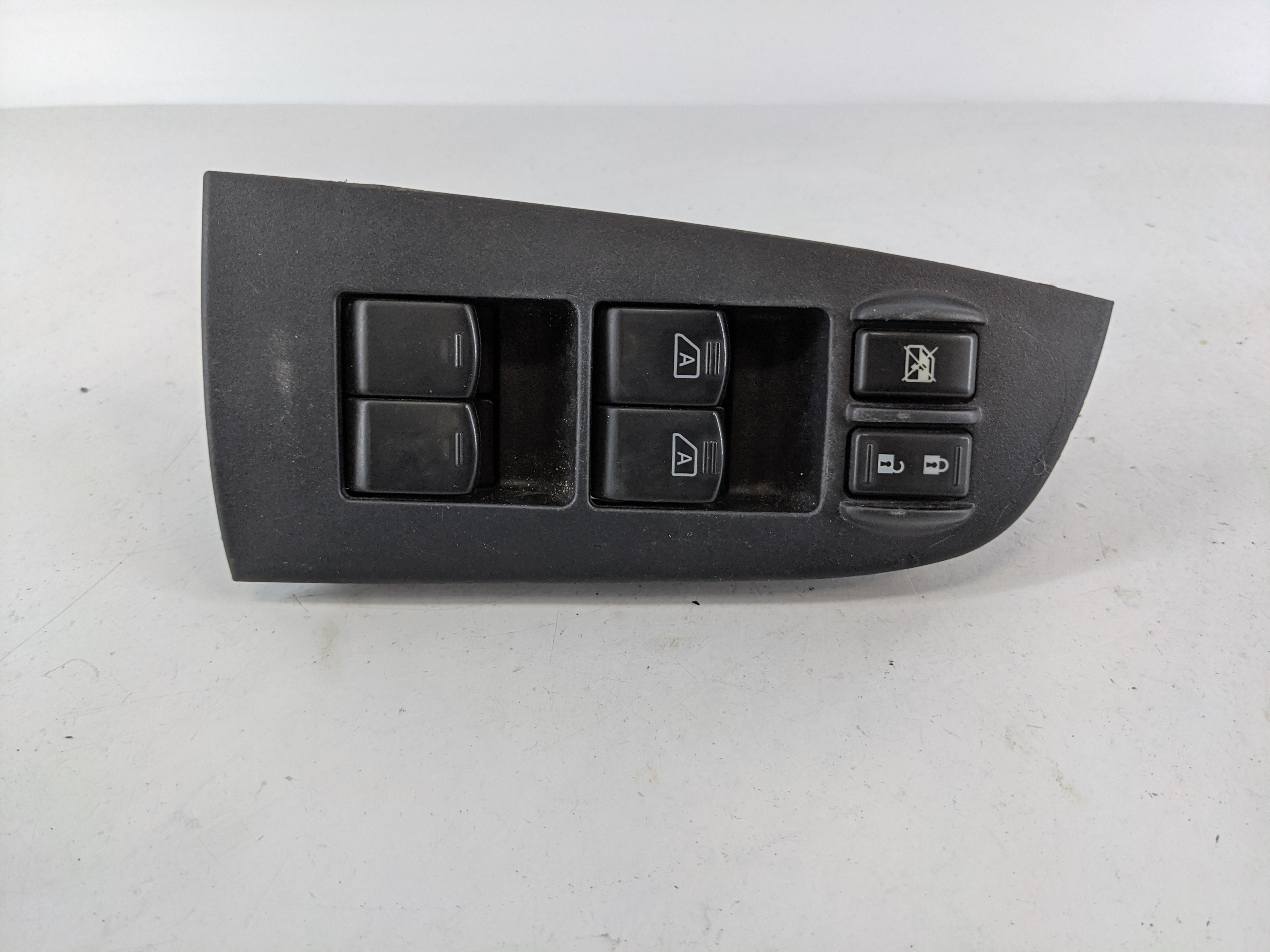 2009-2014 Nissan Maxima Driver Left Door Master Power Window Switch 1107601 - Oemusedautoparts1.com