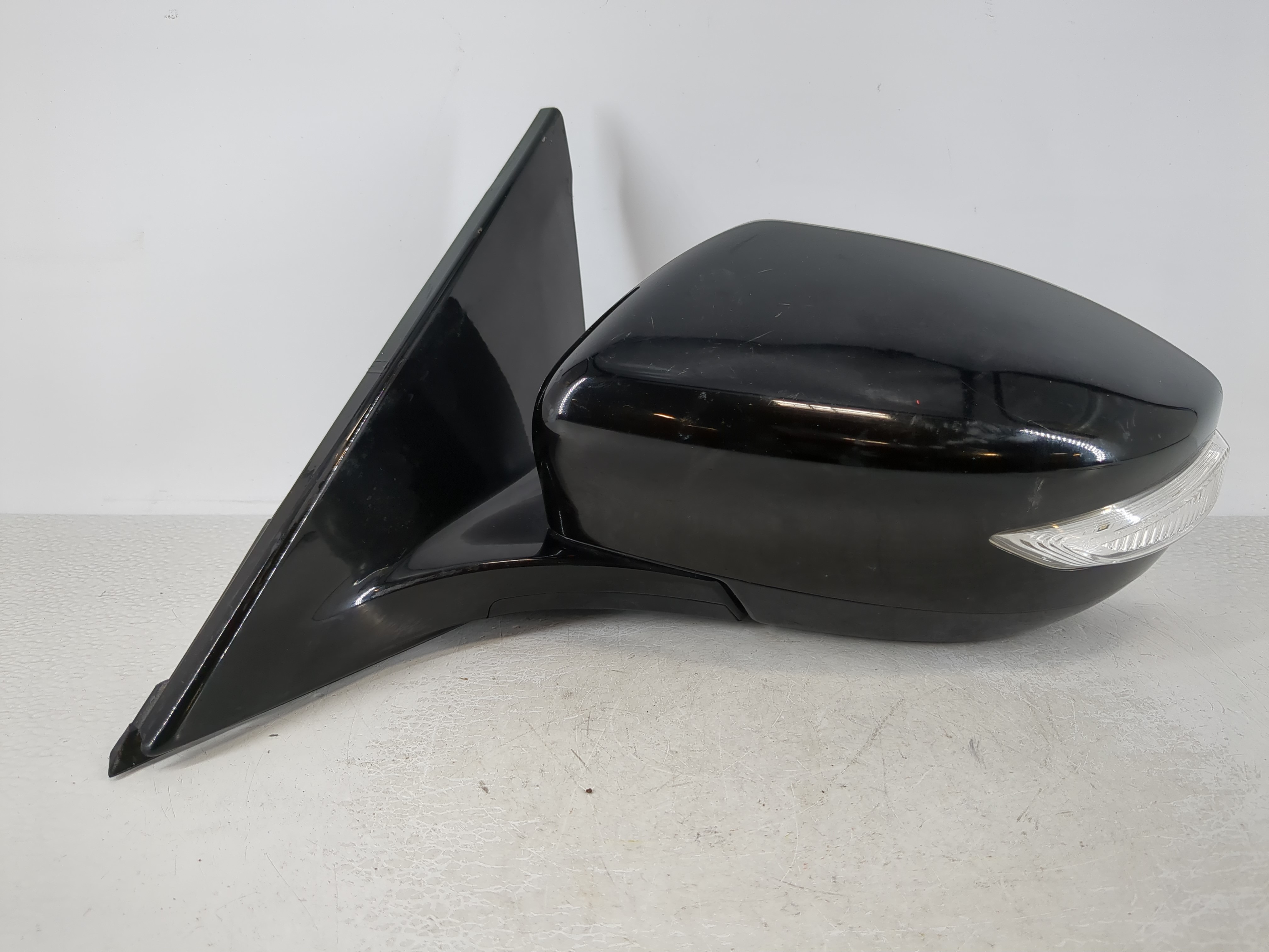 2016-2020 Nissan Maxima Driver Left Side View Power Door Mirror Black 1107635 - Oemusedautoparts1.com