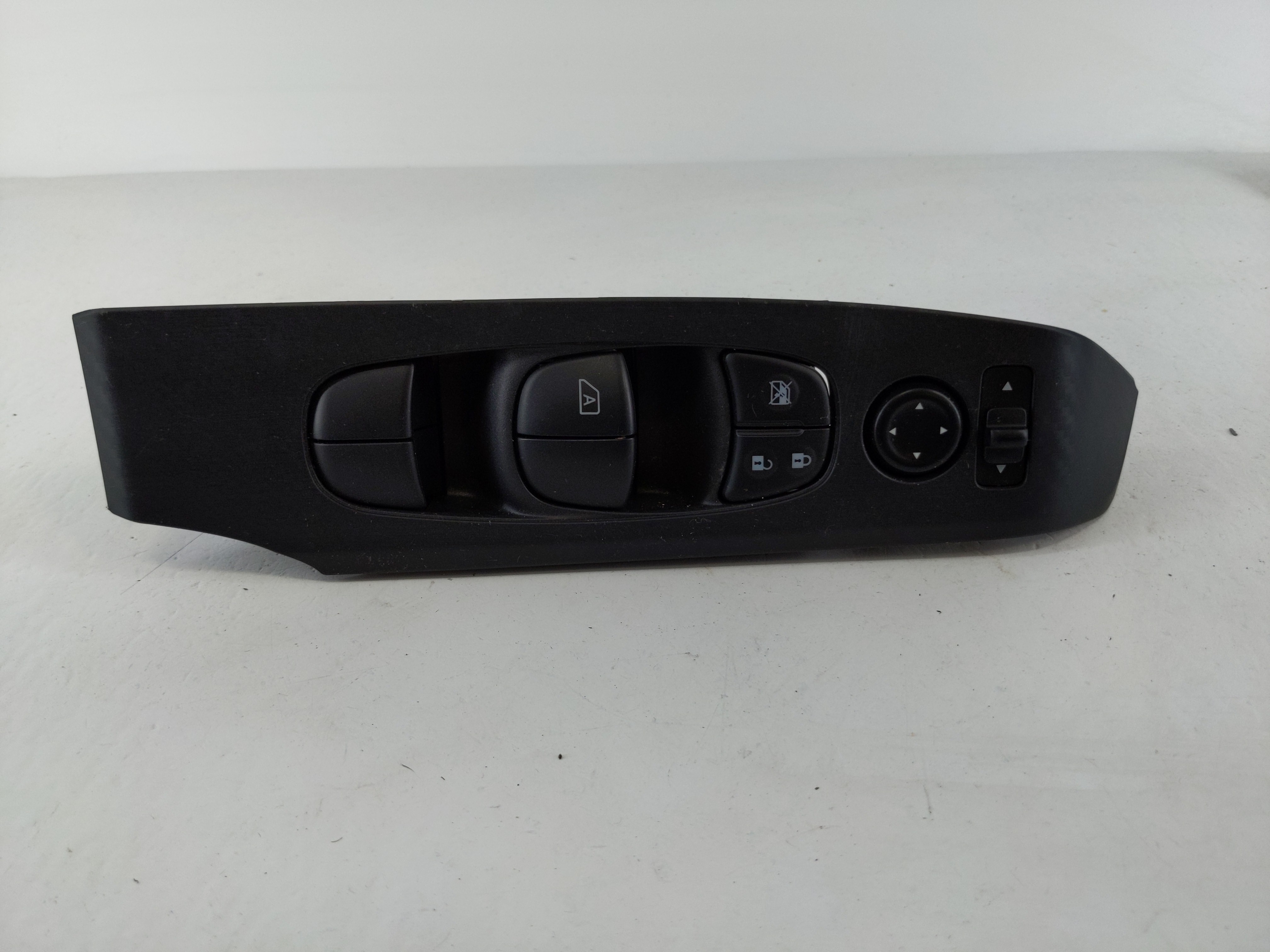 2019-2022 Nissan Altima Driver Left Door Master Power Window Switch 1107651 - Oemusedautoparts1.com