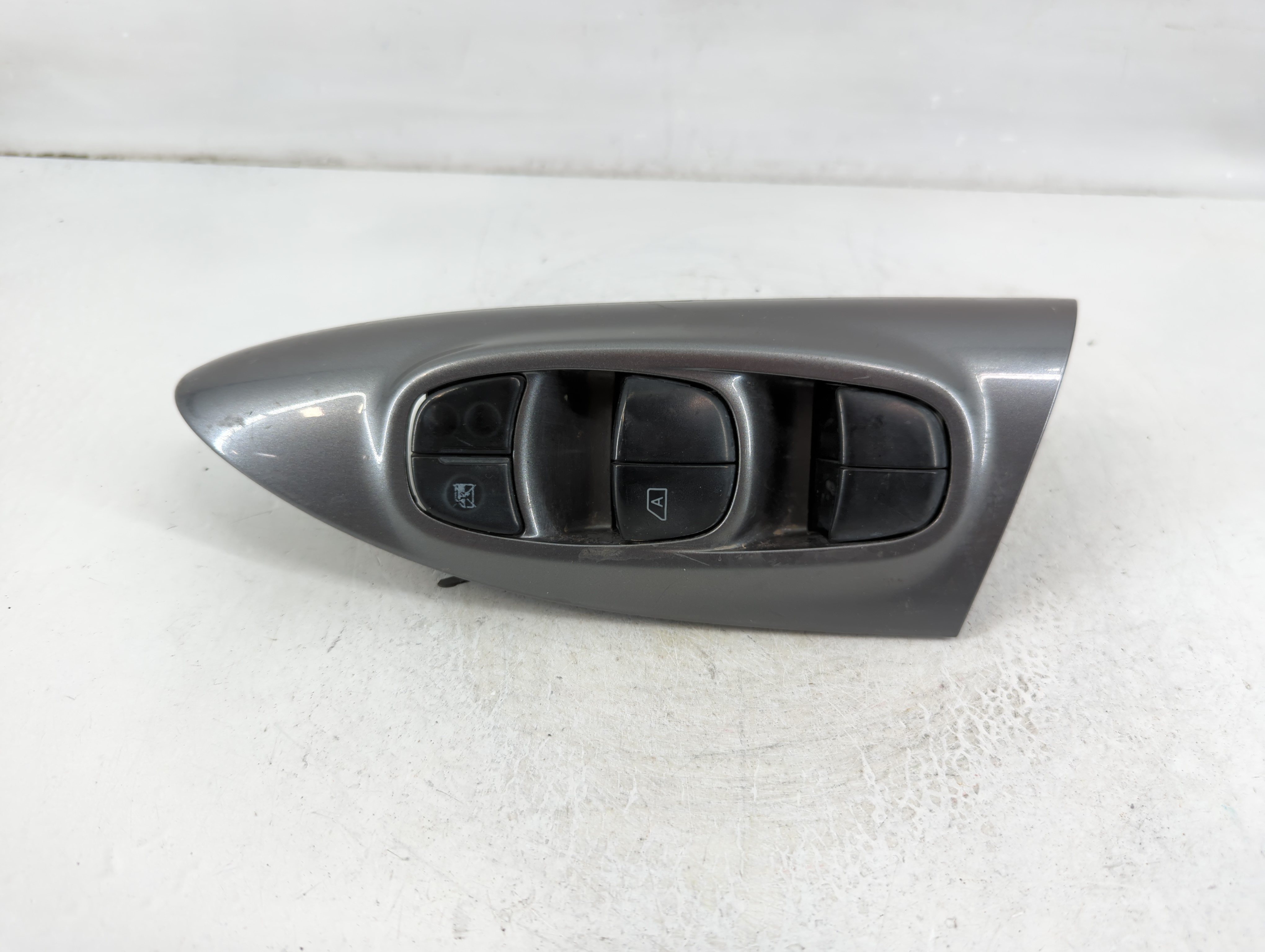 2011-2017 Nissan Juke Driver Left Door Master Power Window Switch 1107688 - Oemusedautoparts1.com