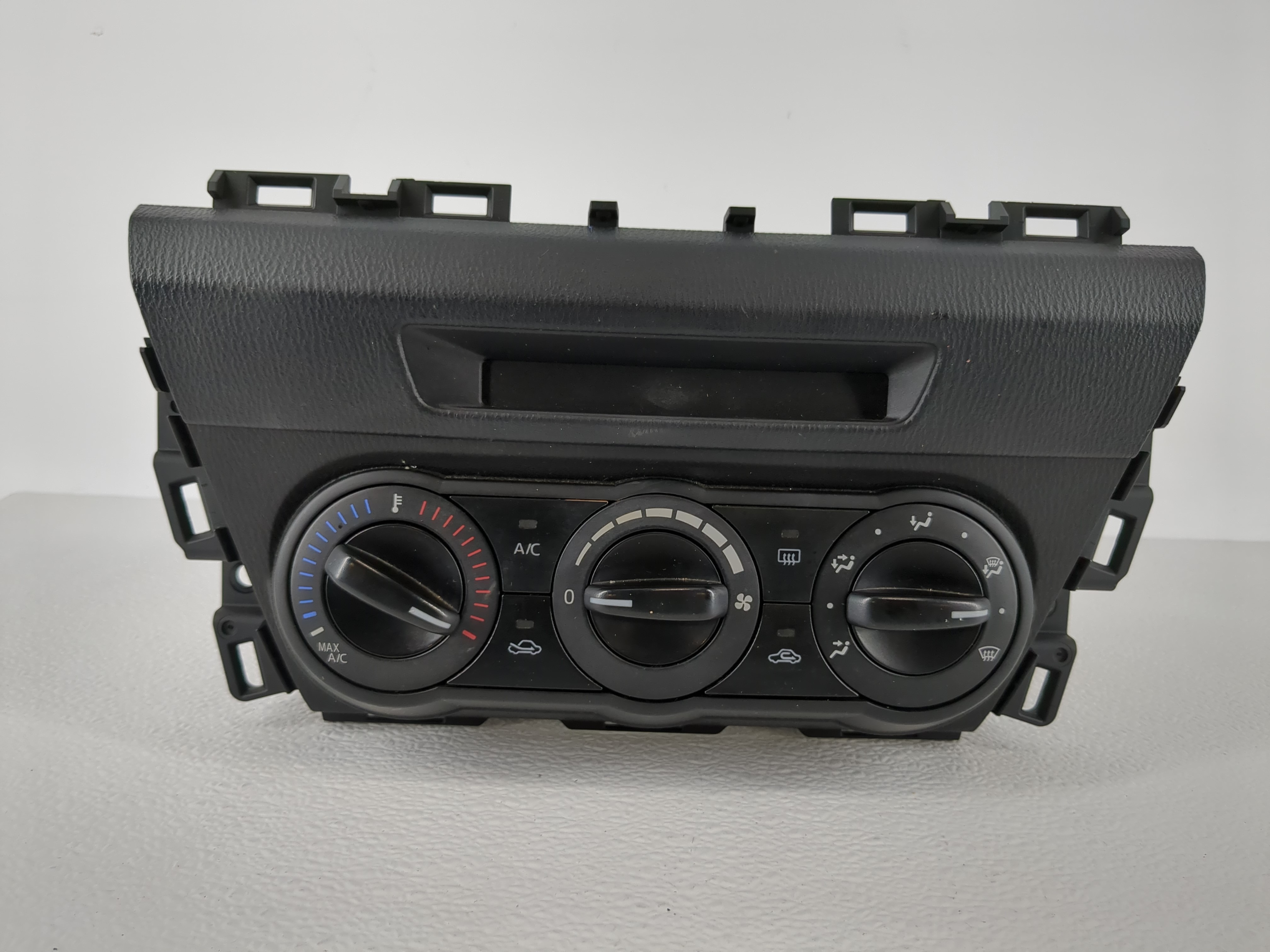 2017-2018 Mazda 3 Ac Heater Climate Control 0621191 1107705 - Oemusedautoparts1.com